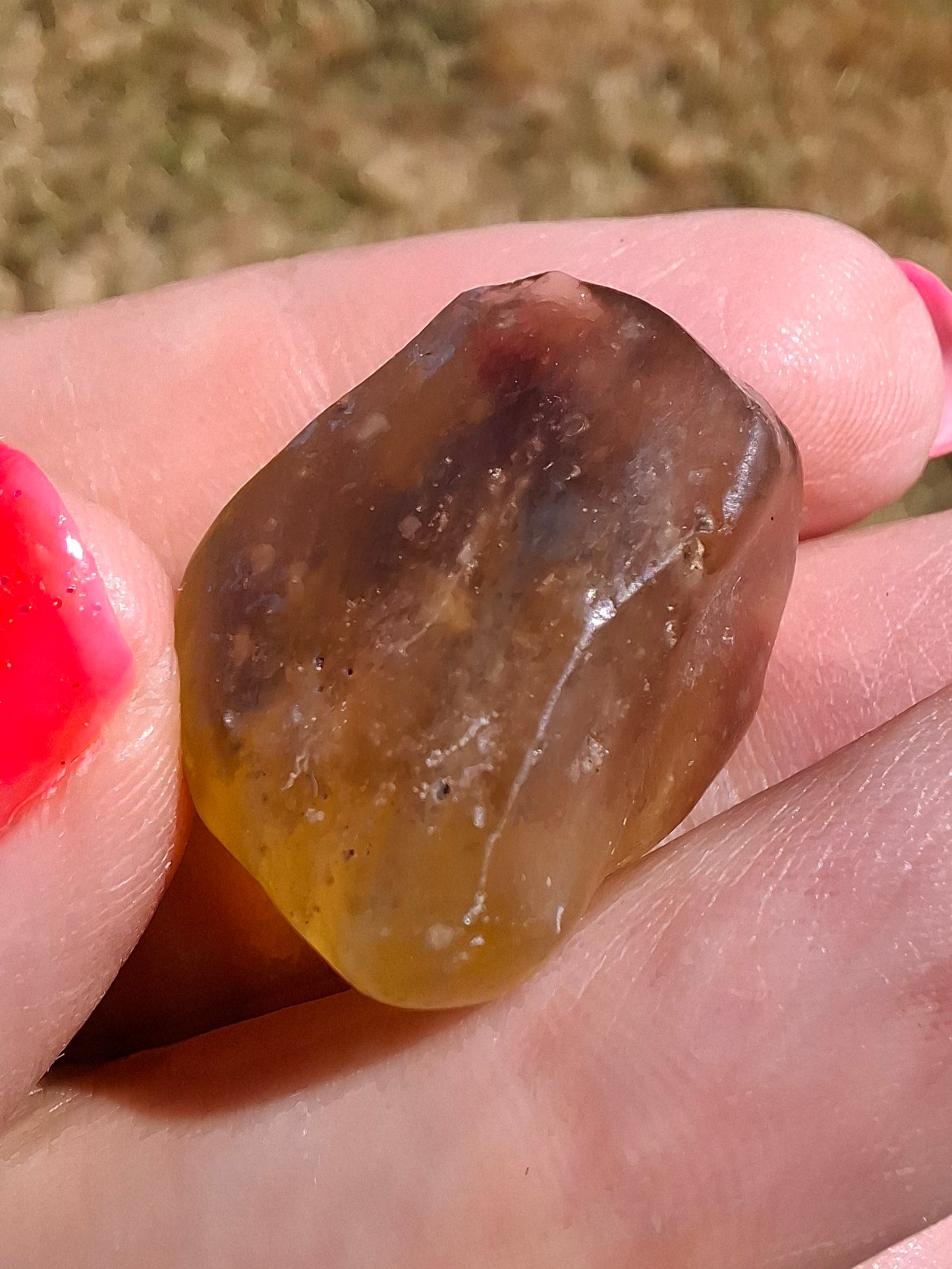 Libyan Desert Glass (darker) Piece, 6.82g, Tektite (Ref: L1365)