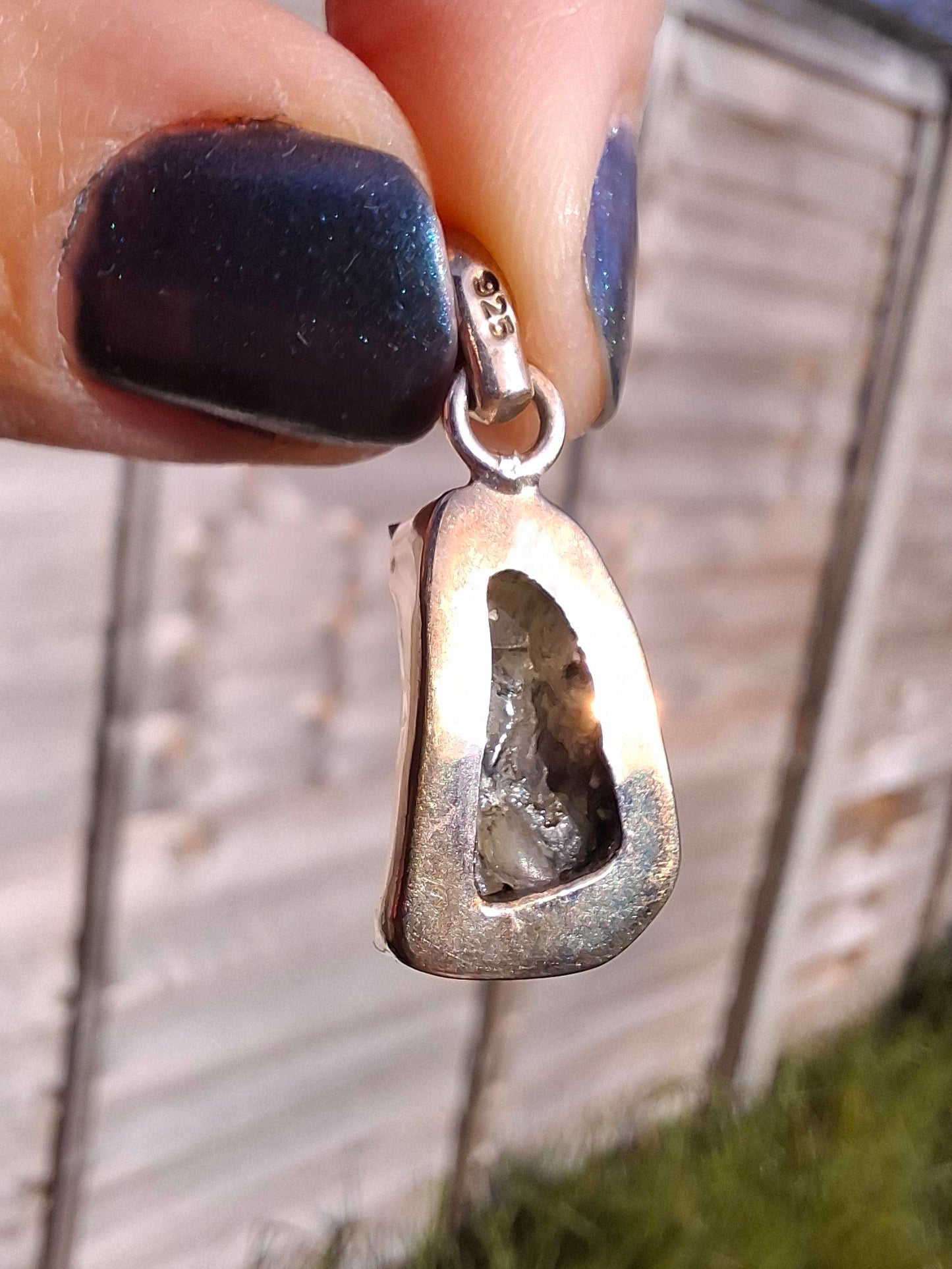 Moldavite Pendant, 925 silver, Tektite (Ref: P3)