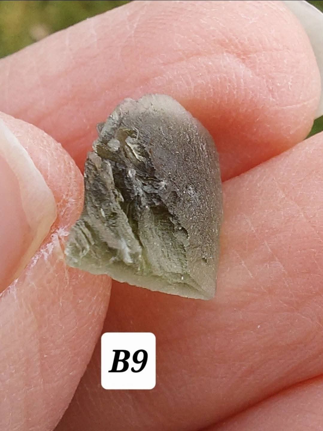 Moldavite Piece, 0.79g, Tektite (Ref: B9)