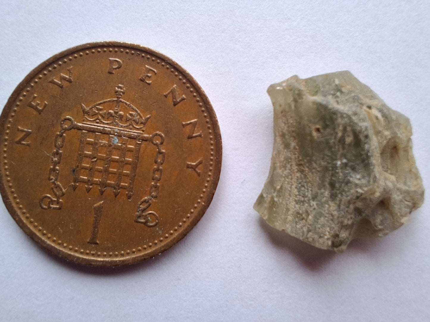 Moldavite Piece, 1.20g, Tektite (Ref: 1383)