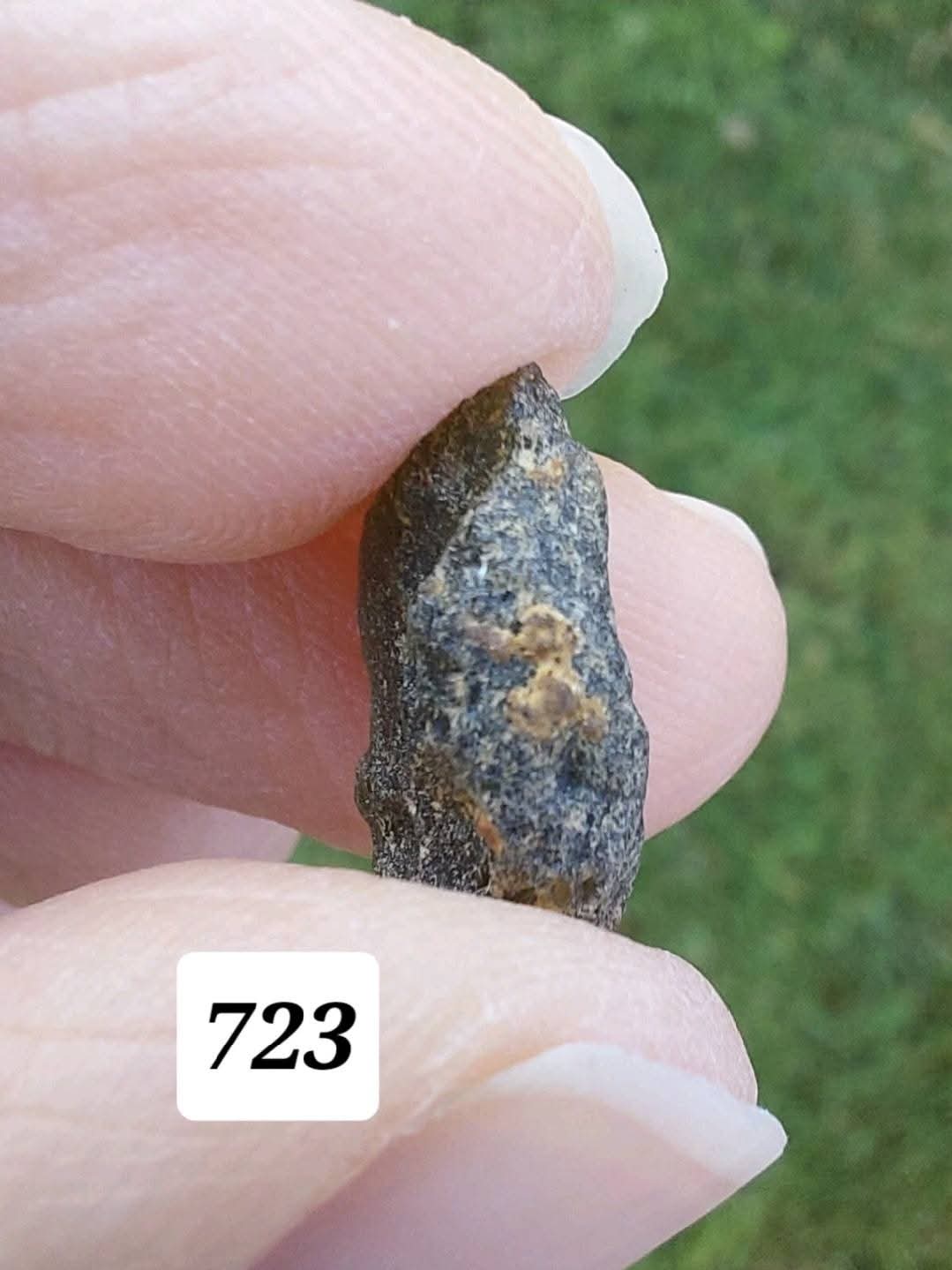 Moldavite Piece, 1.14g, Tektite (Ref: 723)