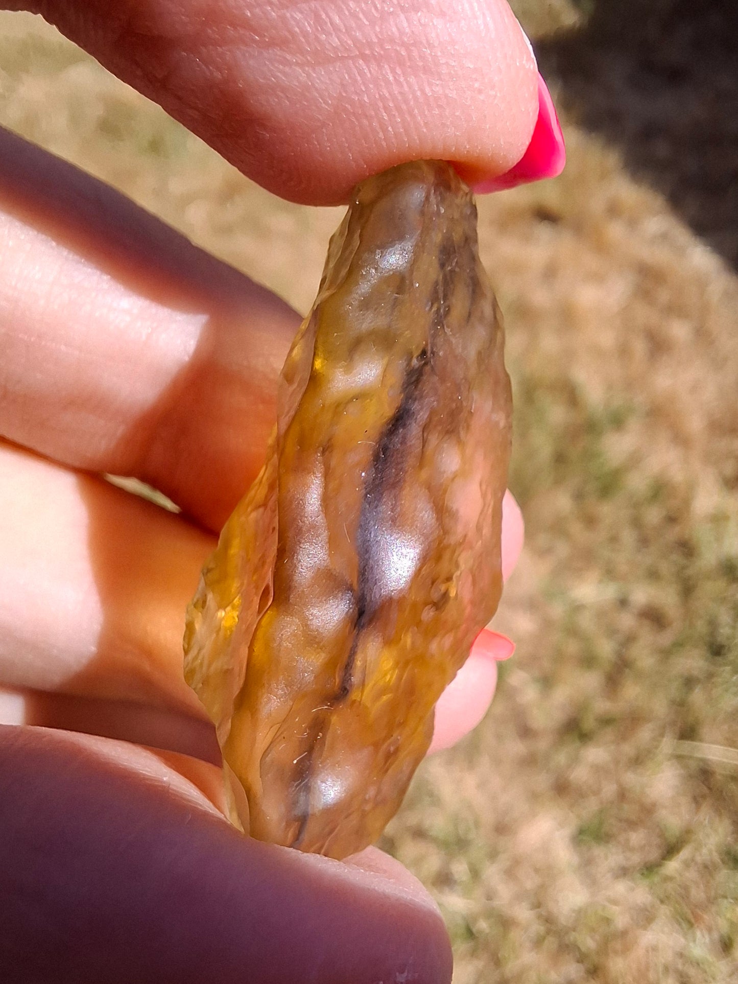 Libyan Desert Glass (darker) Piece, 8.76g, Tektite (Ref: L1367)