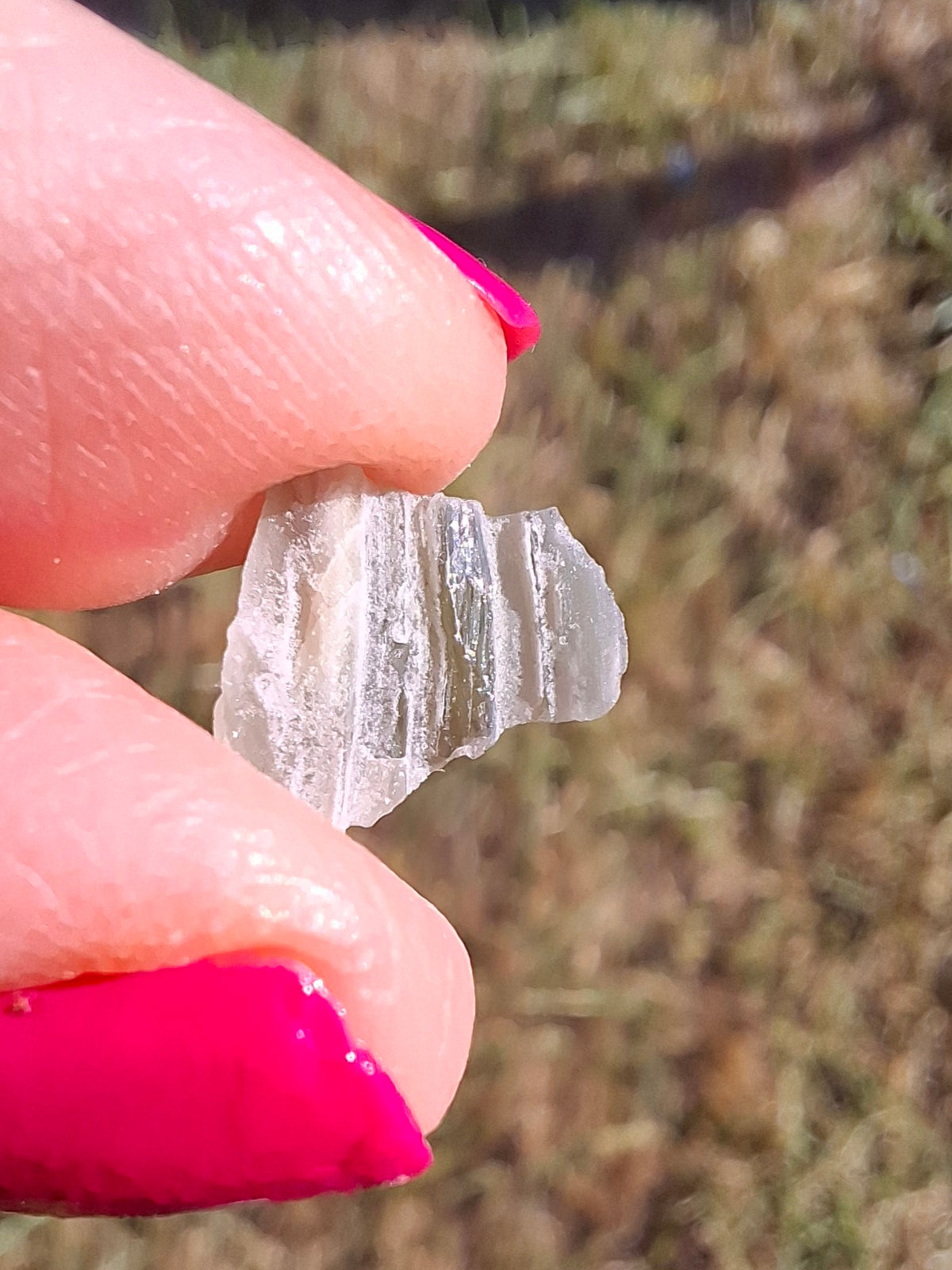 Moldavite Piece, SNOWFLAKE, FROSTED, BRUSNA, 0.28g, Tektite (Ref: 1504)