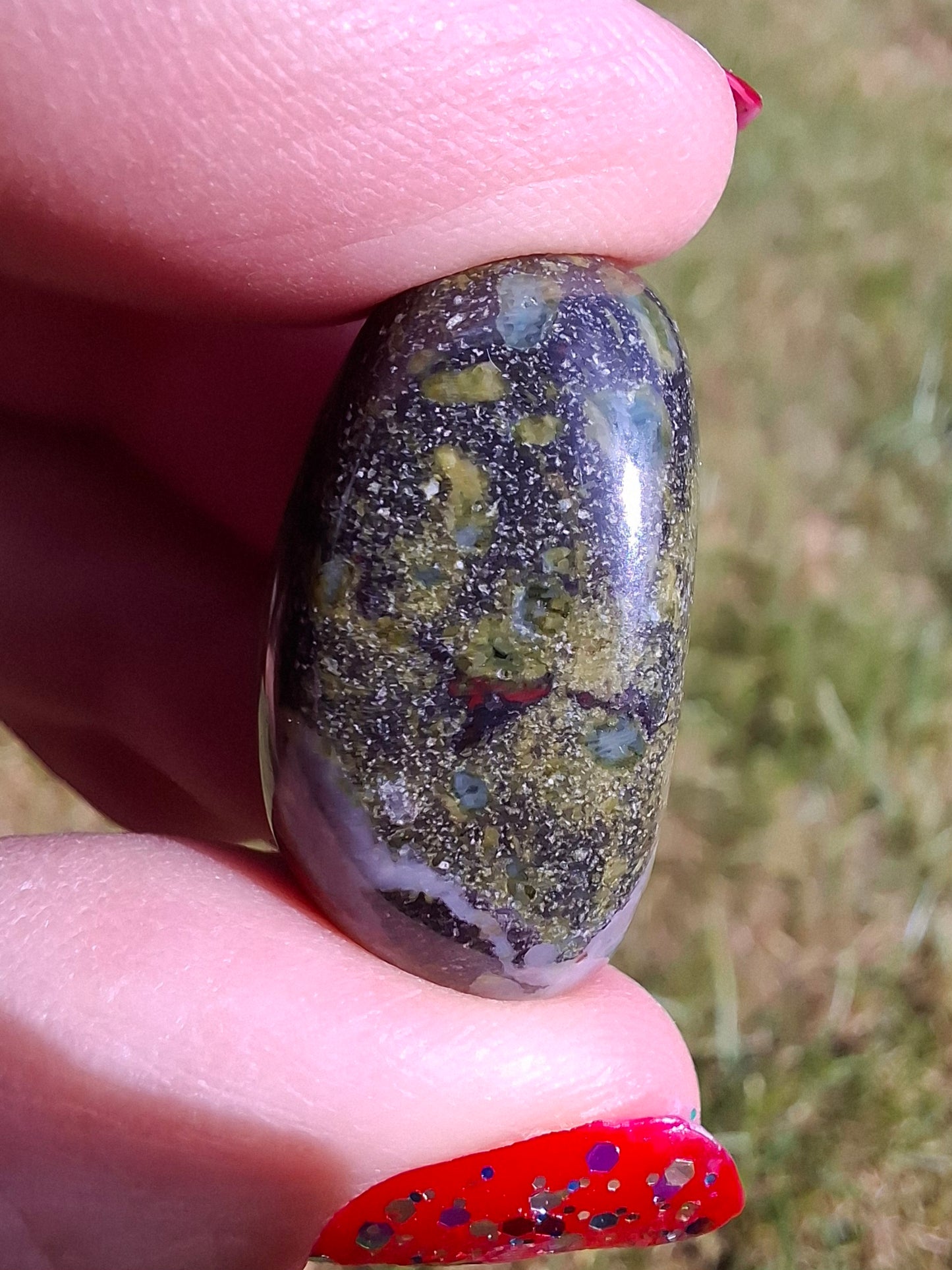 Dragons Blood Jasper, Tumble Stone, Crystal (Ref: T112)