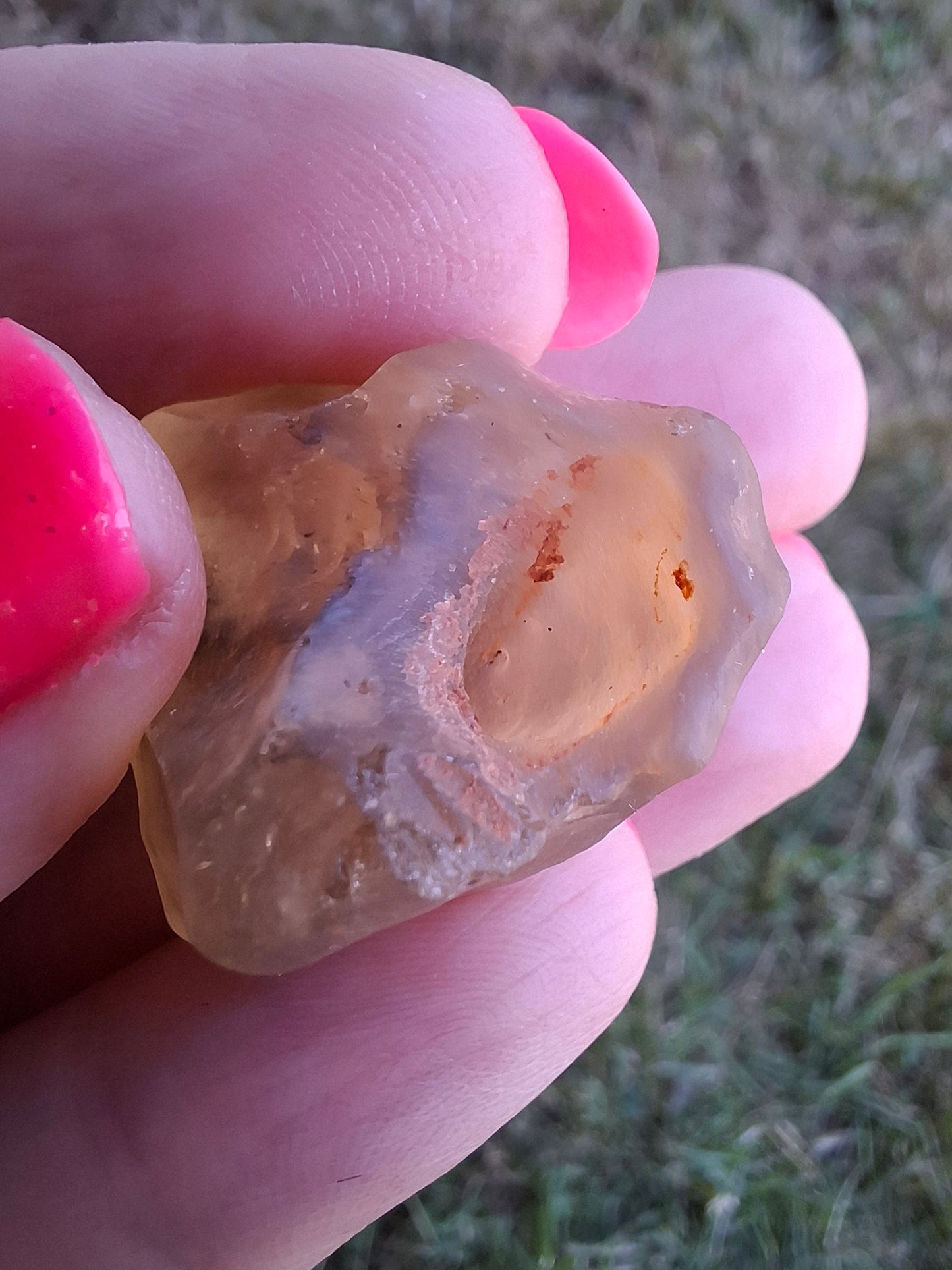 Libyan Desert Glass (darker) Piece, 10.32g, Tektite (Ref: L1376)