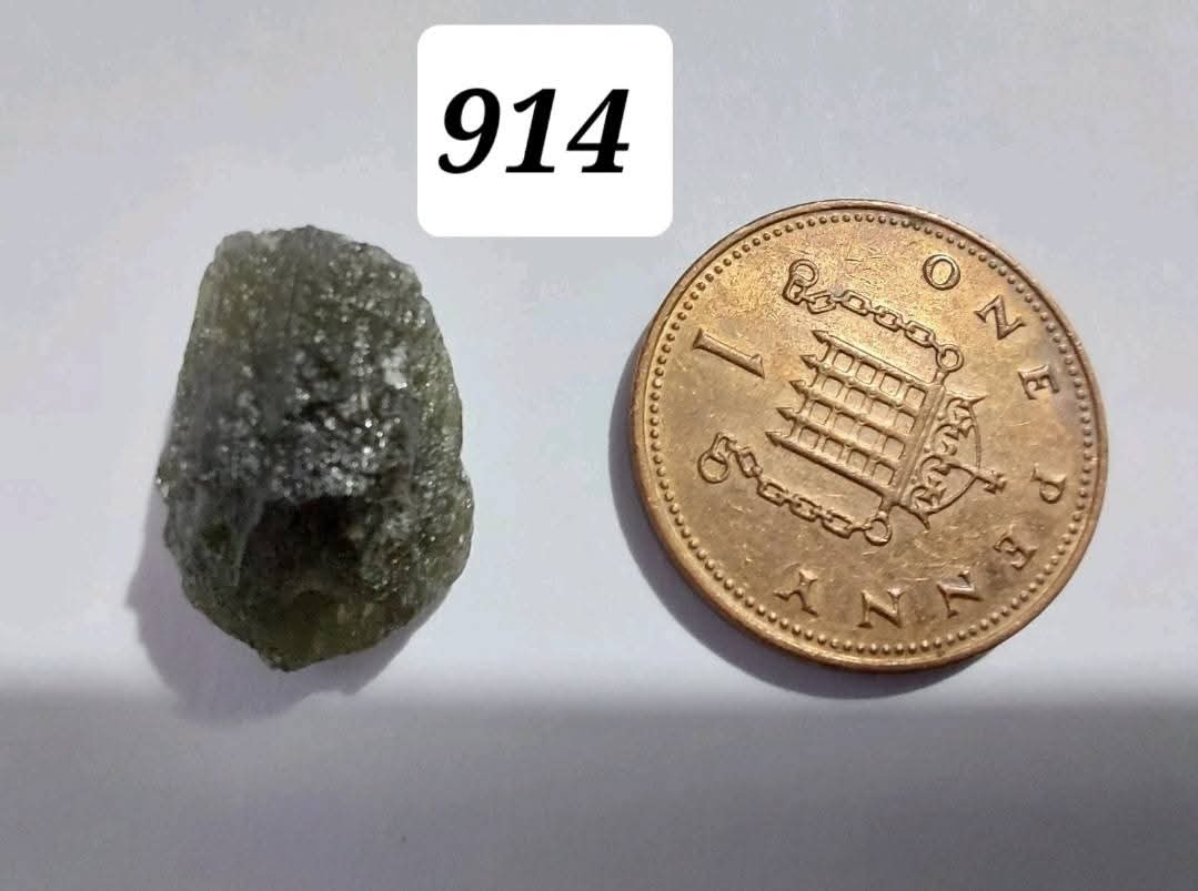 Moldavite Piece, 1.94g, Tektite (Ref: 914)