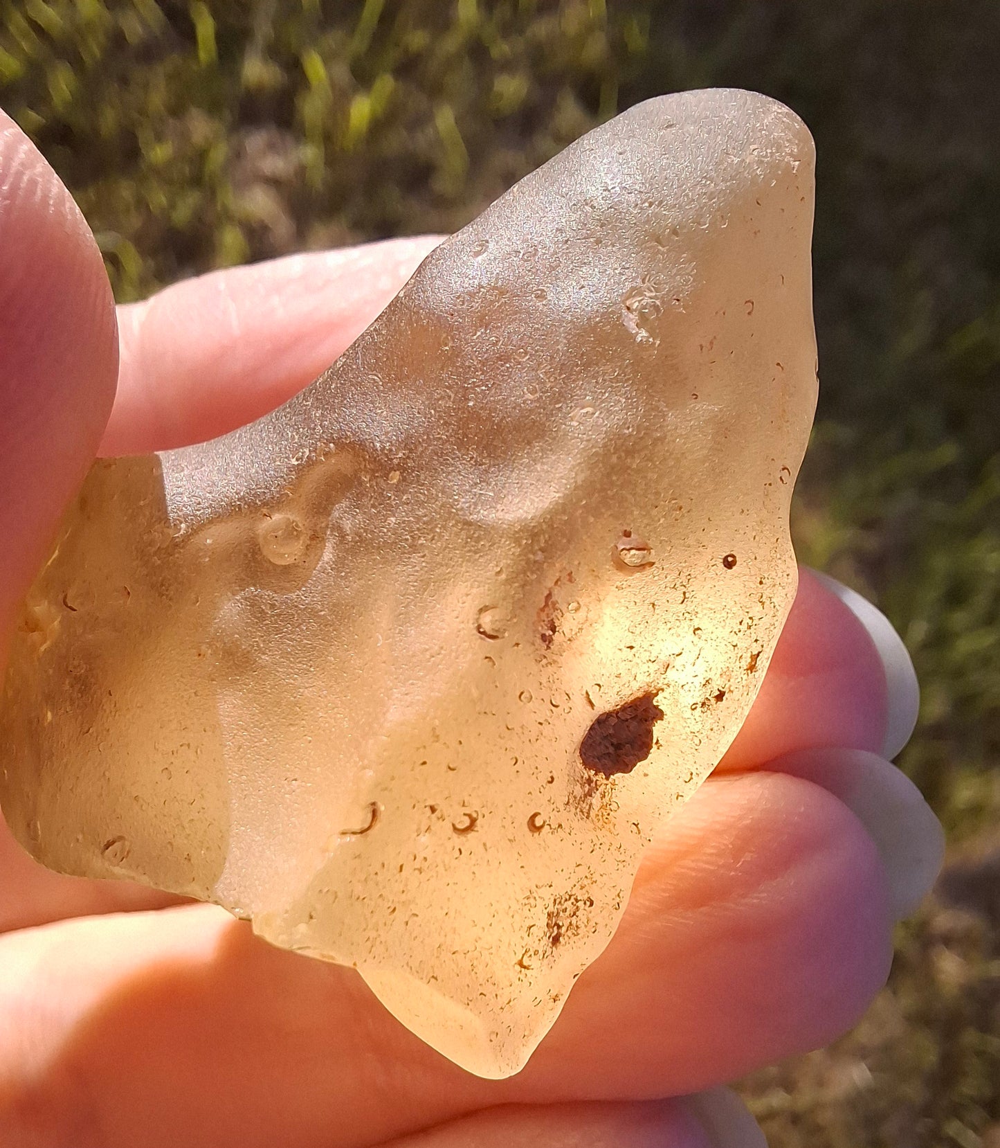 Libyan Desert Glass Piece, 29.87g, Tektite (Ref: LE238)