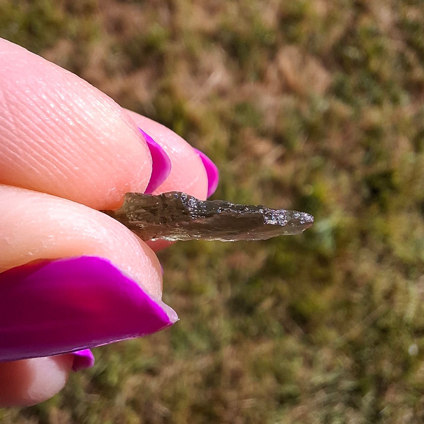 Moldavite Piece, 0.43g, Tektite (Ref: 1435)