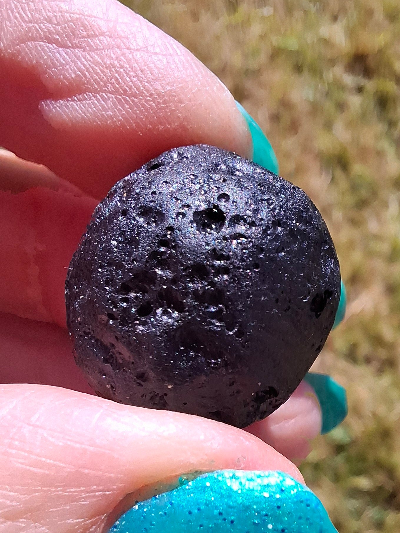 Philippinite (Rizalite), 9.75g, Tektite