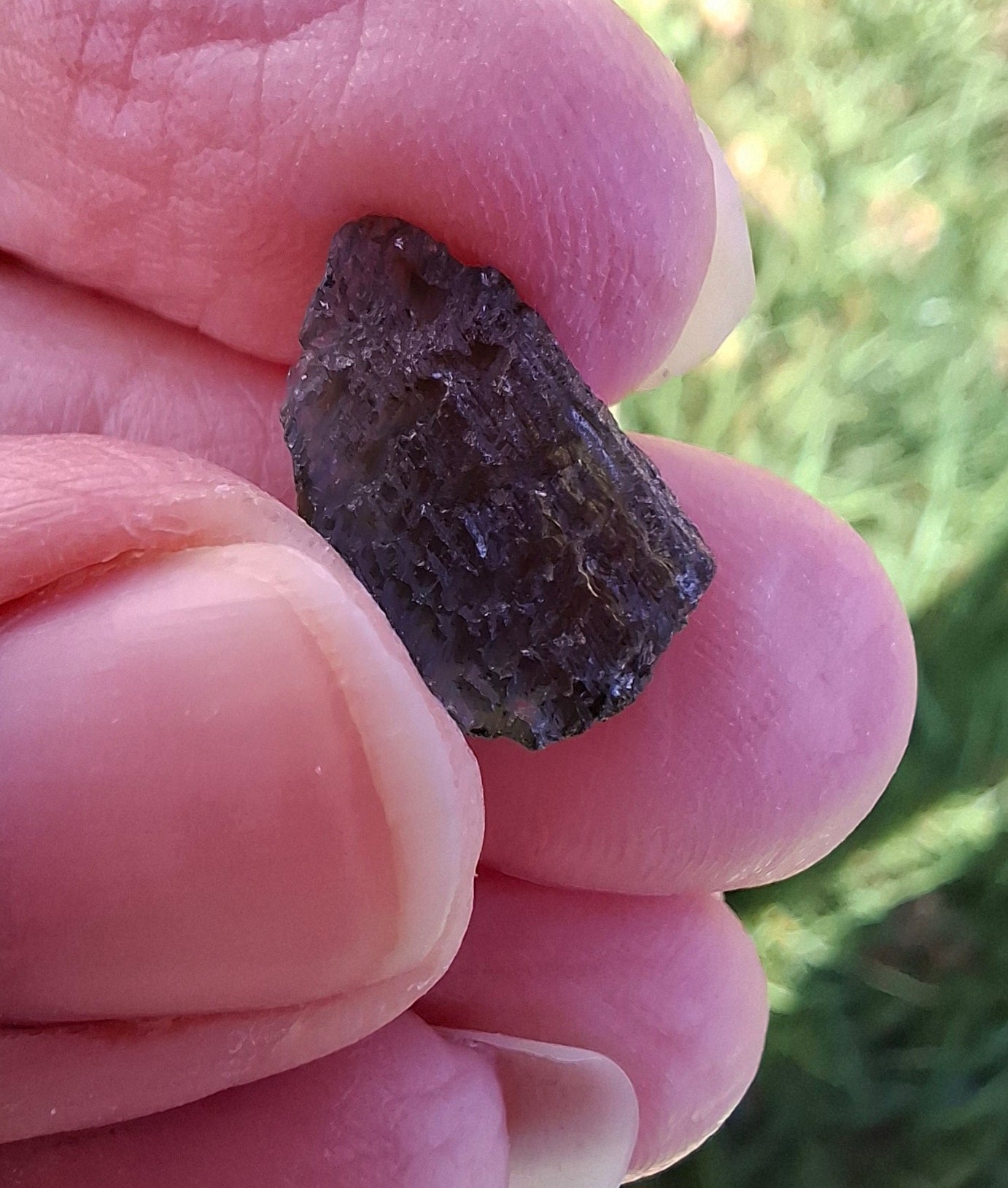 Moldavite Piece, 0.96g, Tektite (Ref: 1330)