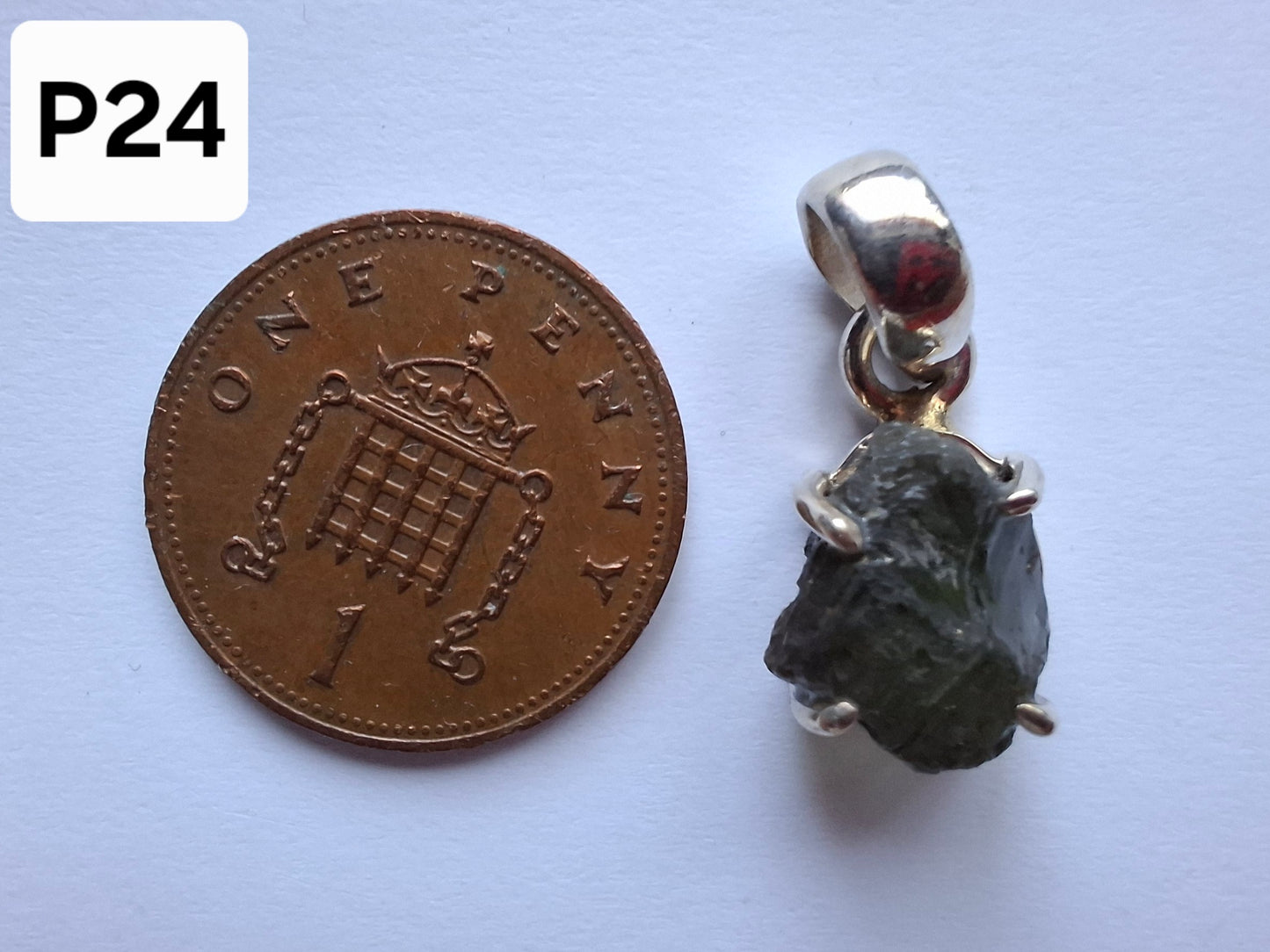Moldavite Claw Pendant, 925 Silver, Tektite (Ref: P24)