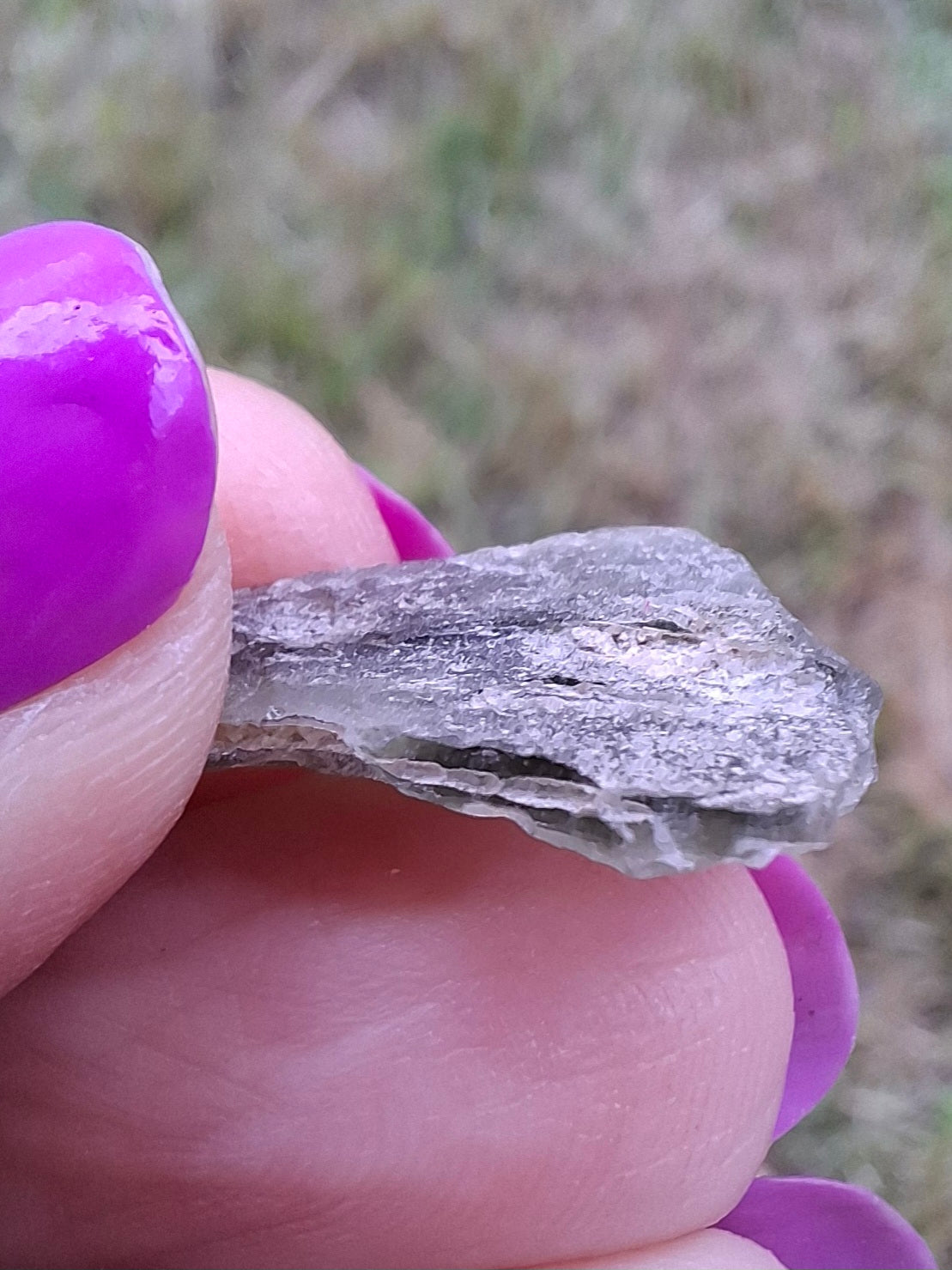 Moldavite Piece, 1.30g, Tektite (Ref: 1434)