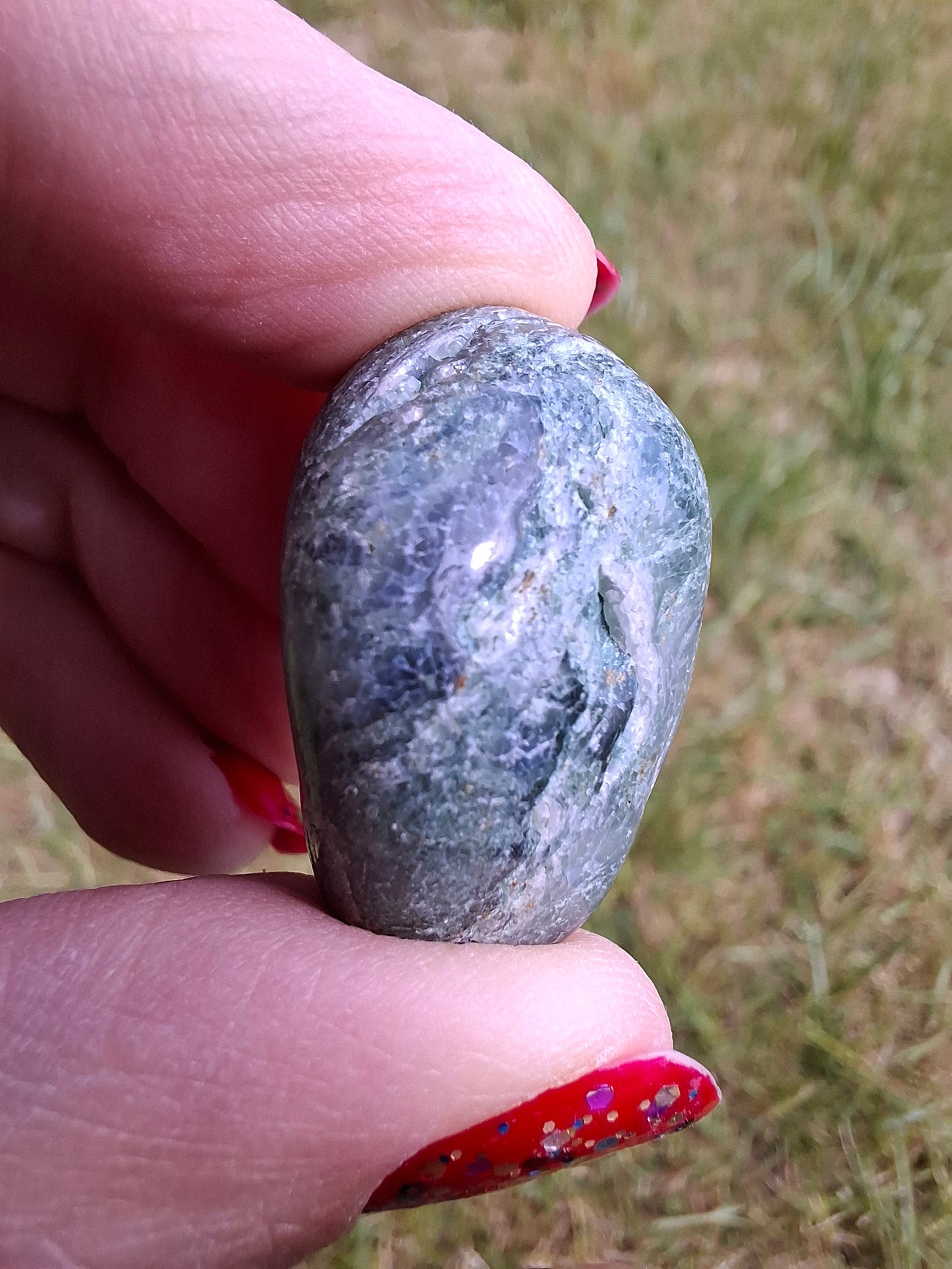 Green Moss Agate, Tumble Stone, Crystal (Ref: T169)