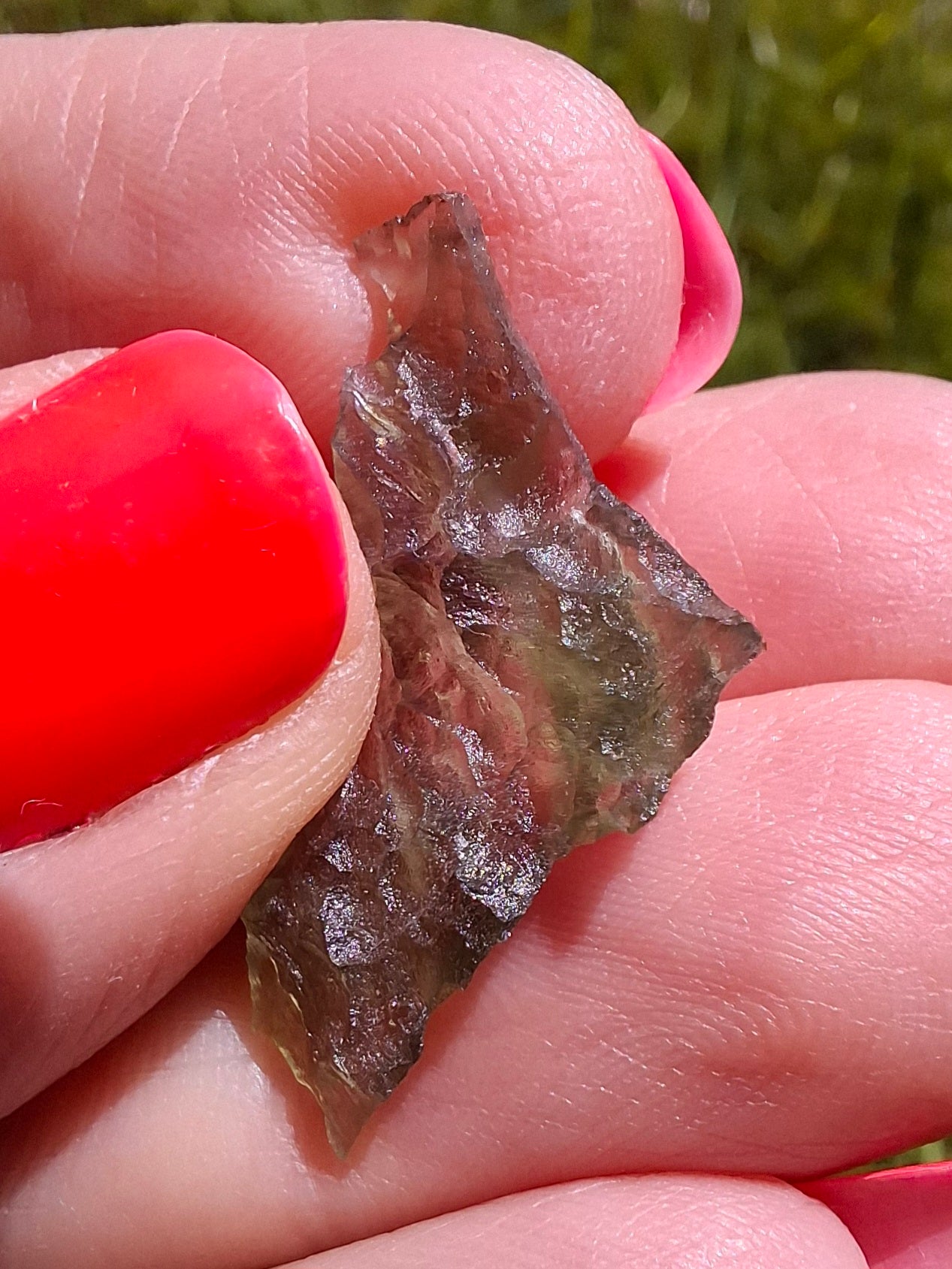 Moldavite Piece, 0.87g, Tektite (Ref: 1411)