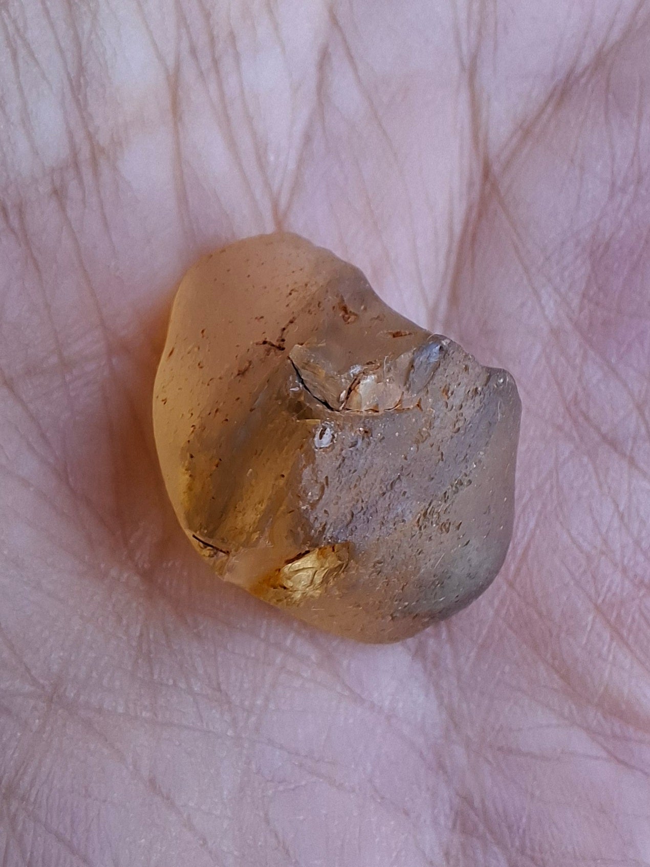 Libyan Desert Glass (darker) Piece, 3.72g, Tektite (Ref: L1378)
