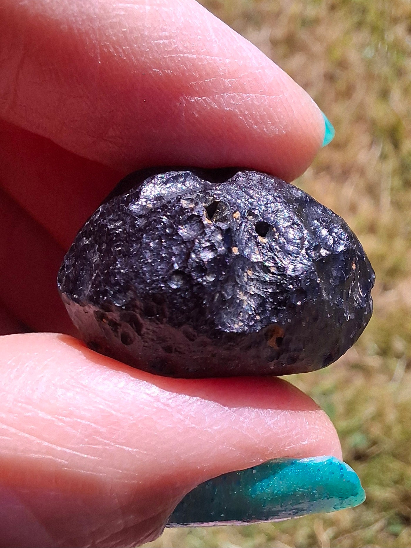 Philippinite (Rizalite), 10.64g, Tektite