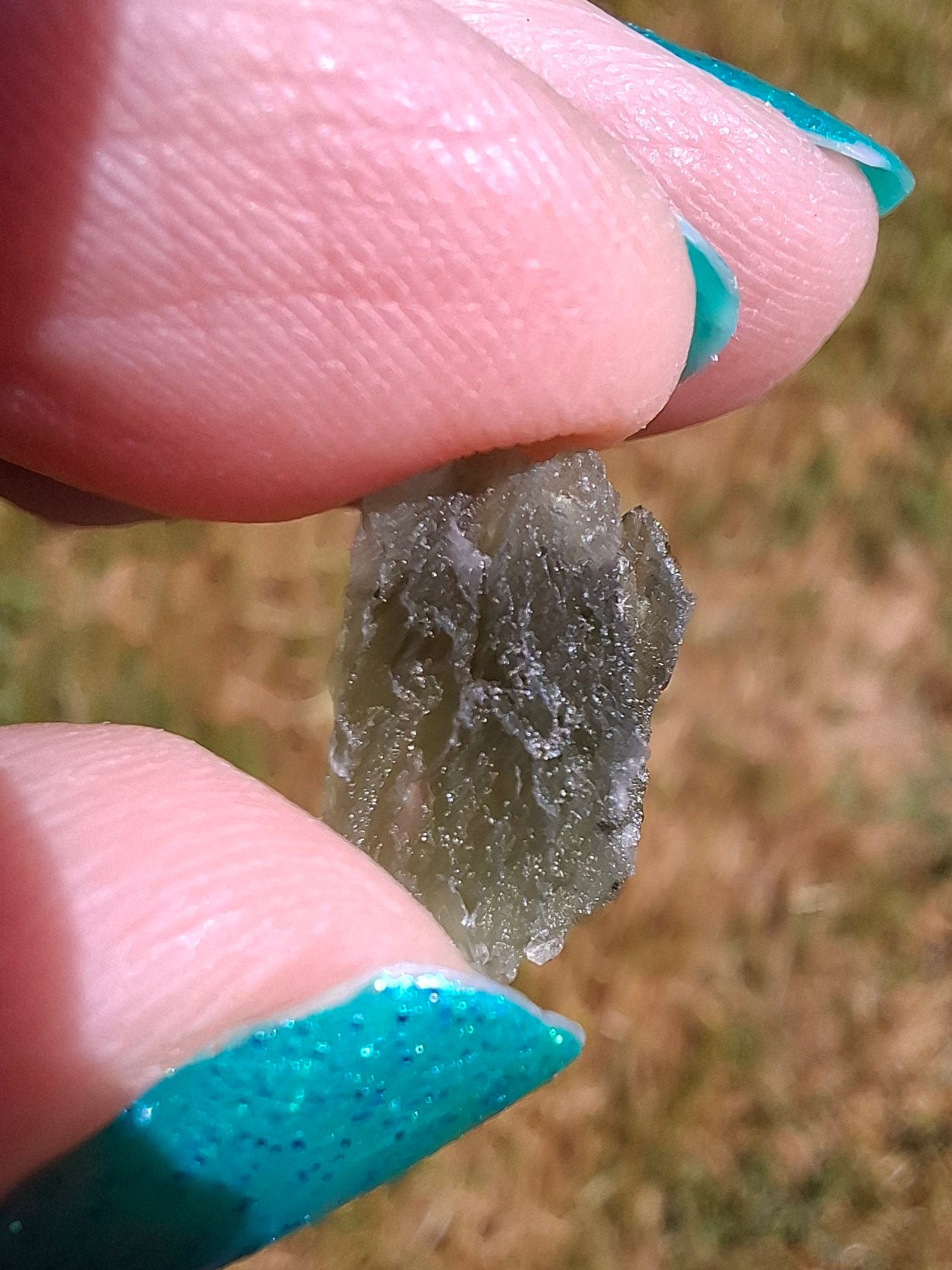Moldavite Piece, 0.74g, Tektite (Ref: 1417)