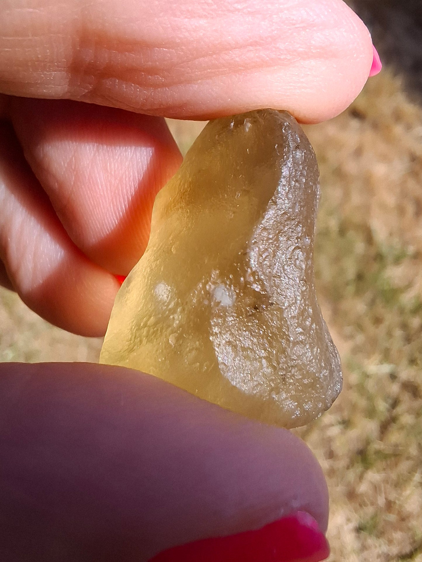 Libyan Desert Glass (darker) Piece, 7.32g, Tektite (Ref: L1369)