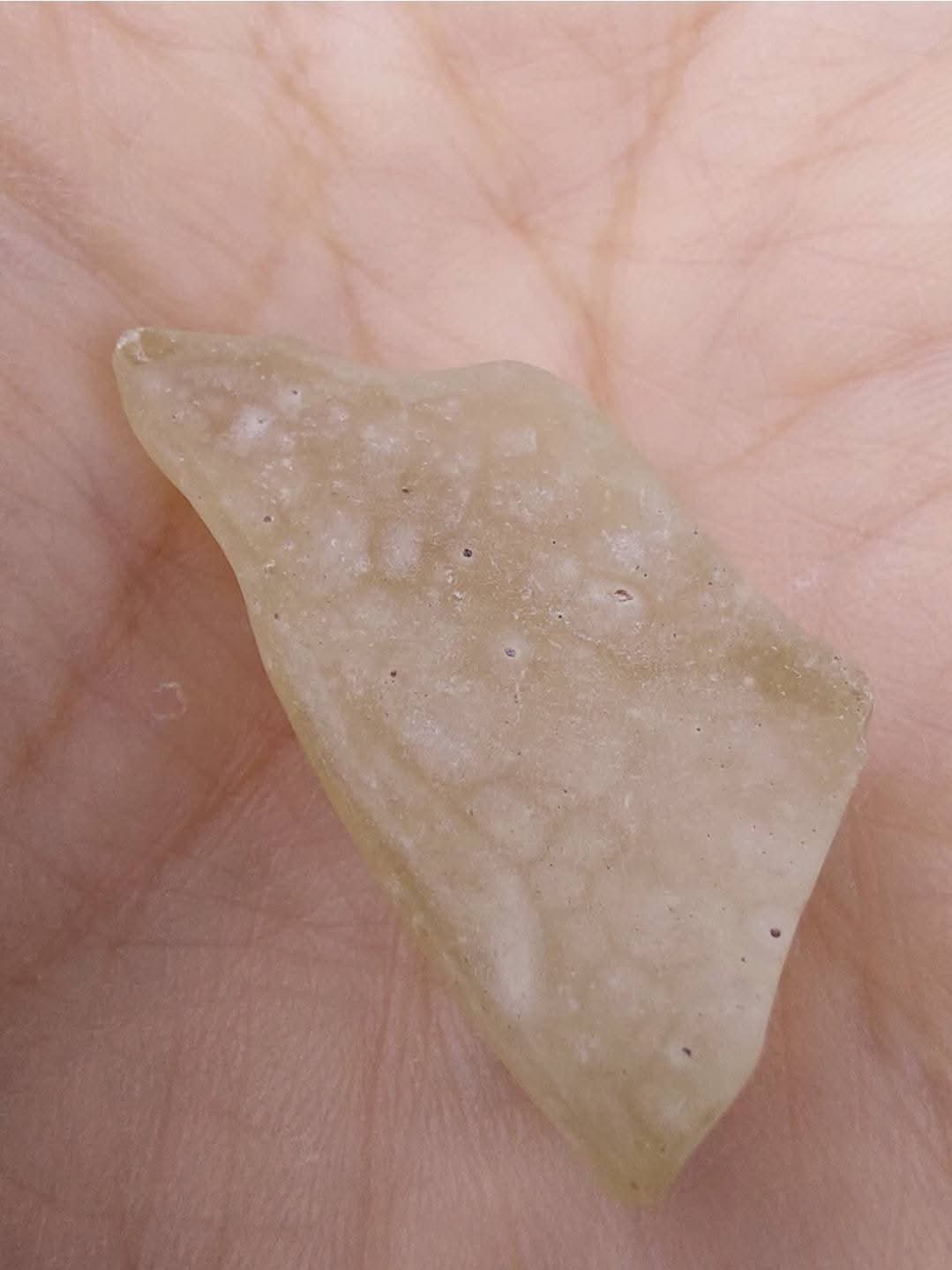 Libyan Desert Glass Piece, 6.49g, Tektite (Ref: LE277)