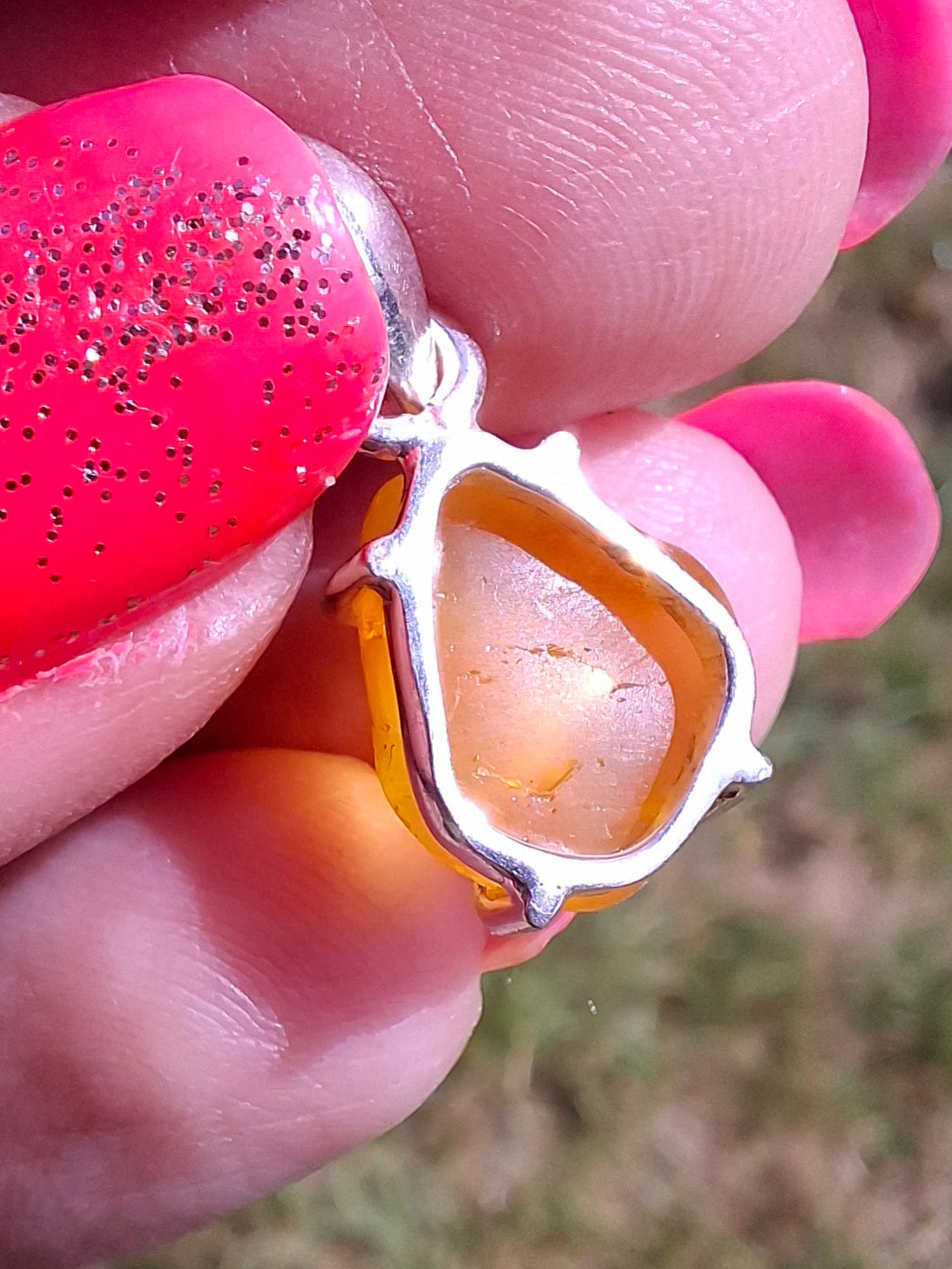 Baltic Amber Pendant, 925 Silver, Fossil (Ref: AP28)