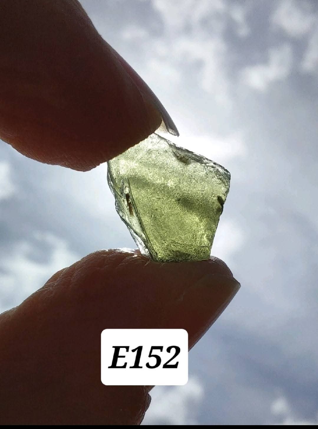 Moldavite Piece, 0.92g, Tektite (Ref: E152)