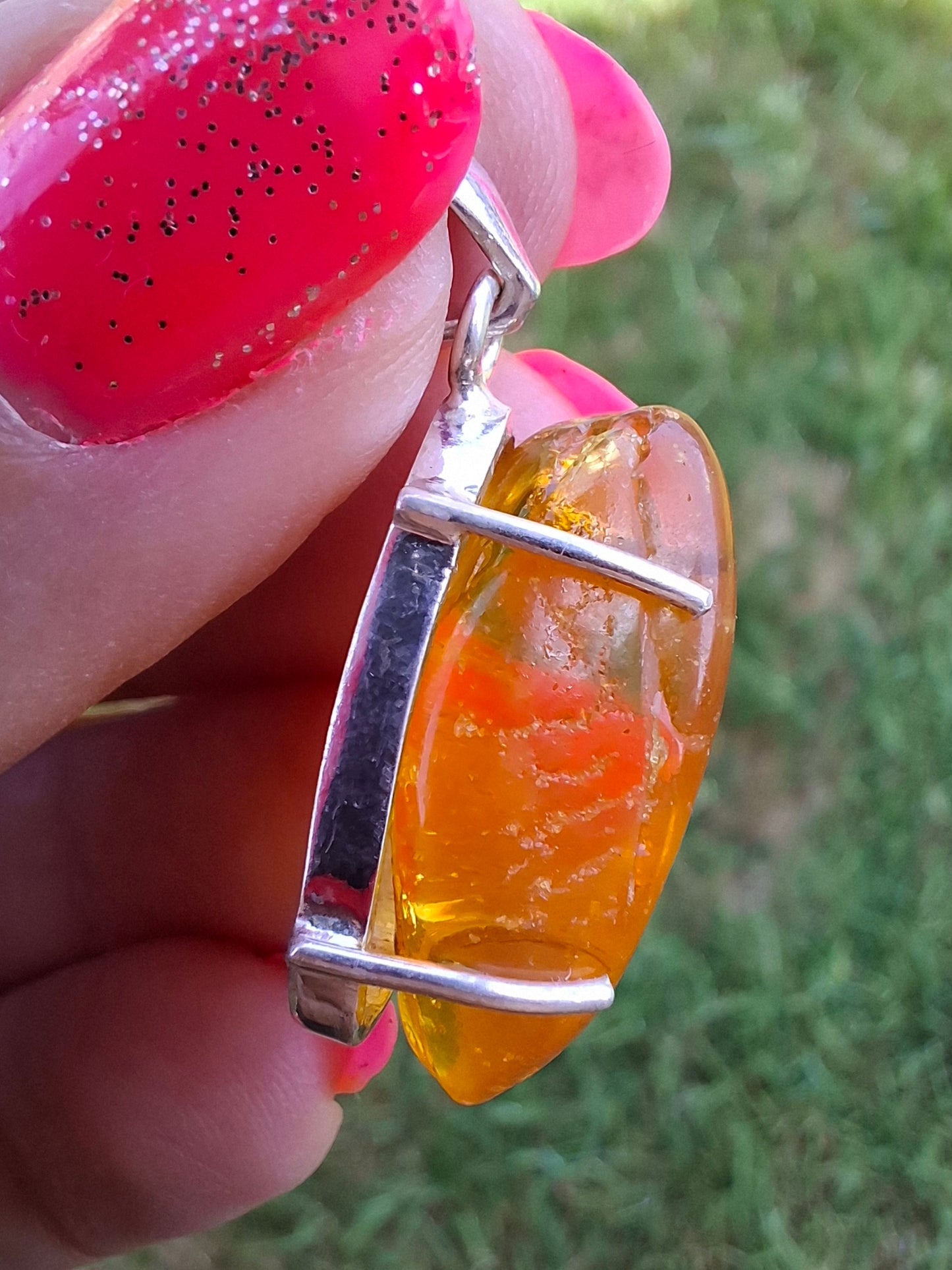 Baltic Amber Pendant, 925 Silver, Fossil (Ref: AP13)