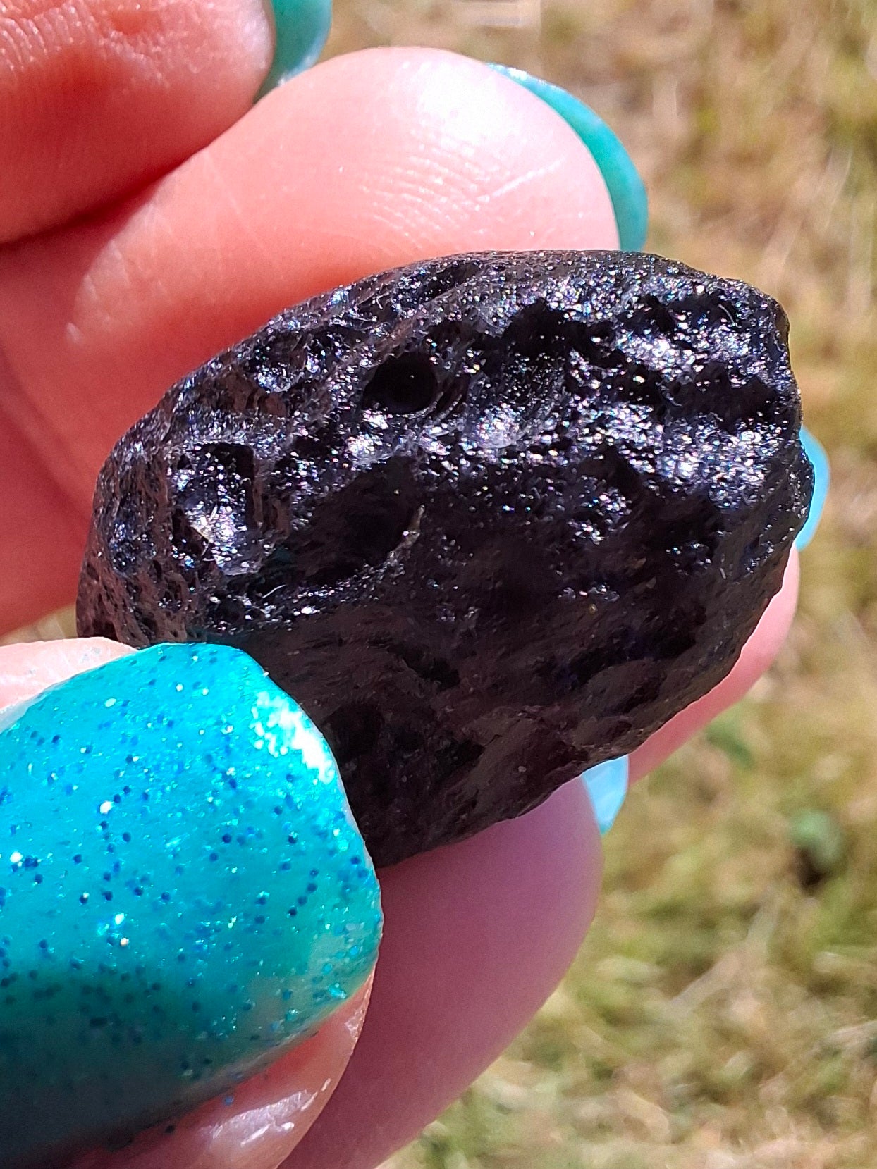 Guang Dong (Chinese), 10.55g, Tektite