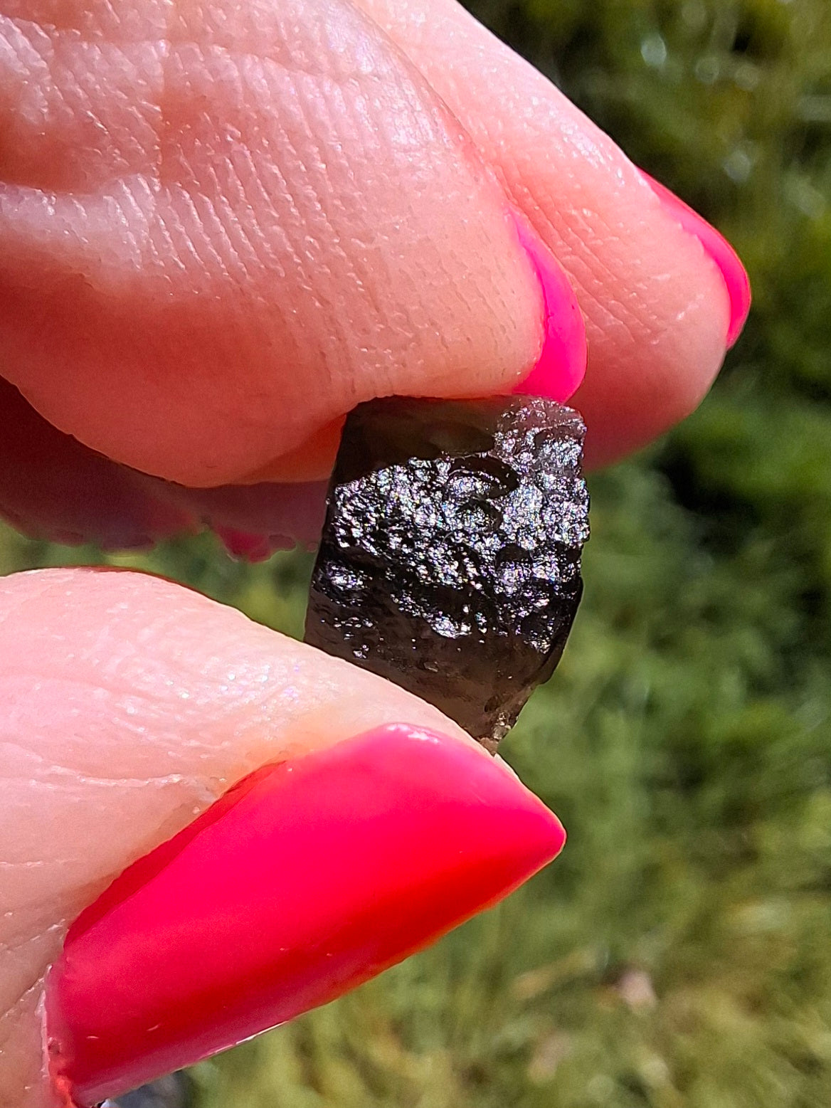 Moldavite Piece, 0.60g, Tektite (Ref: 1408)