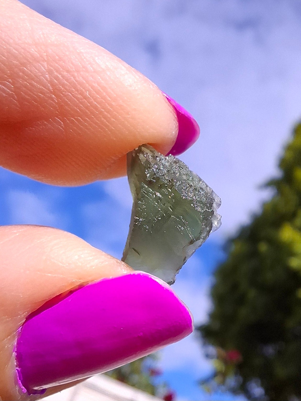 Moldavite Piece, 0.82g, Tektite (Ref: 1456)
