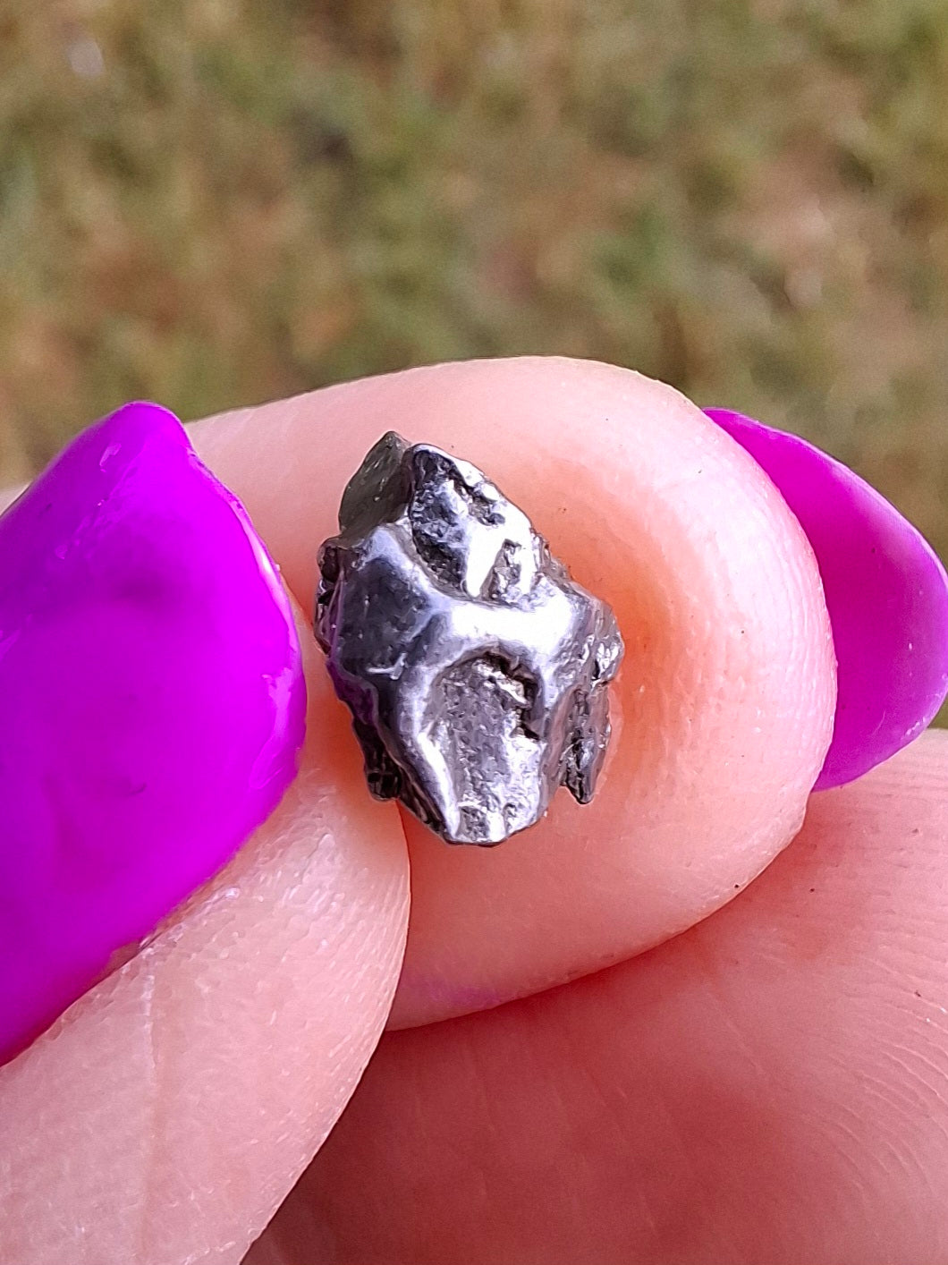 Campo del Cielo, 0.87g, Nickel Iron Meteorite (Ref: C4)