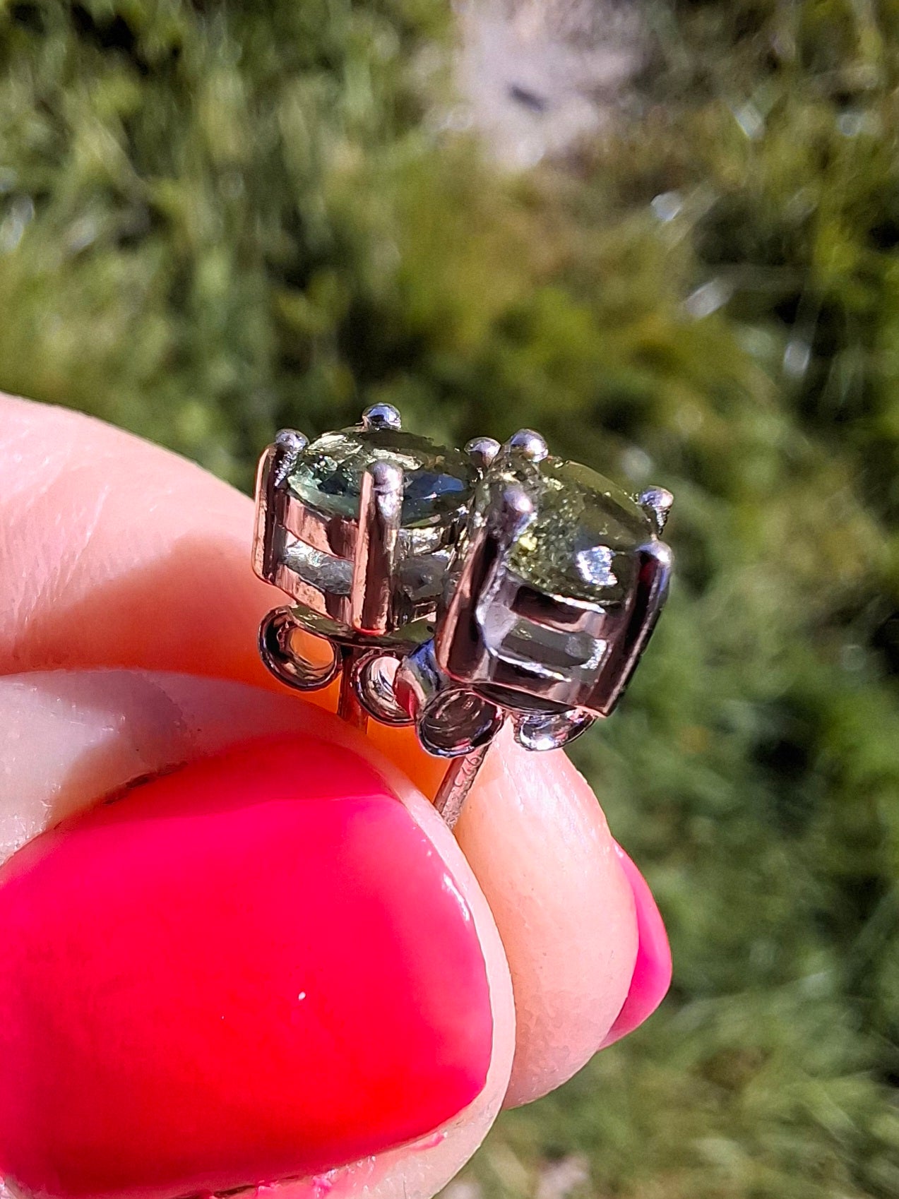 Moldavite (faceted), 5mm, STUD EARRINGS, 925 Silver, Tektite (Ref: Pair53)