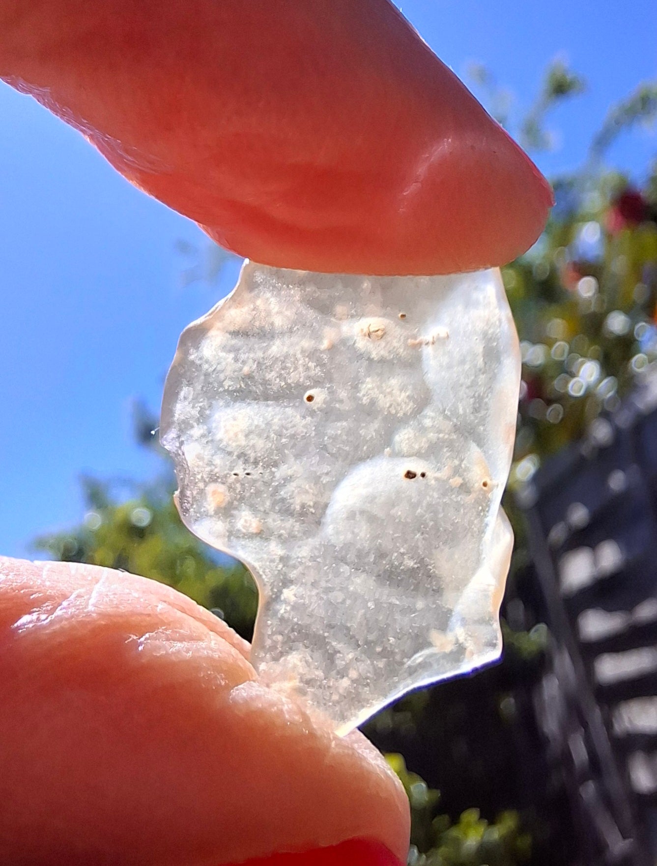 Libyan Desert Glass small Piece, 1.85g, Tektite (Ref: LE256)
