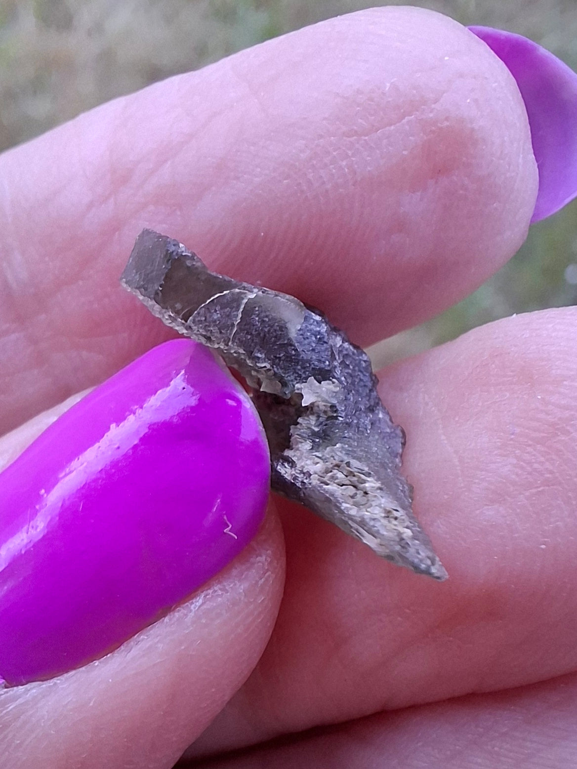 Moldavite Piece, 0.66g, Tektite (Ref: 1436)
