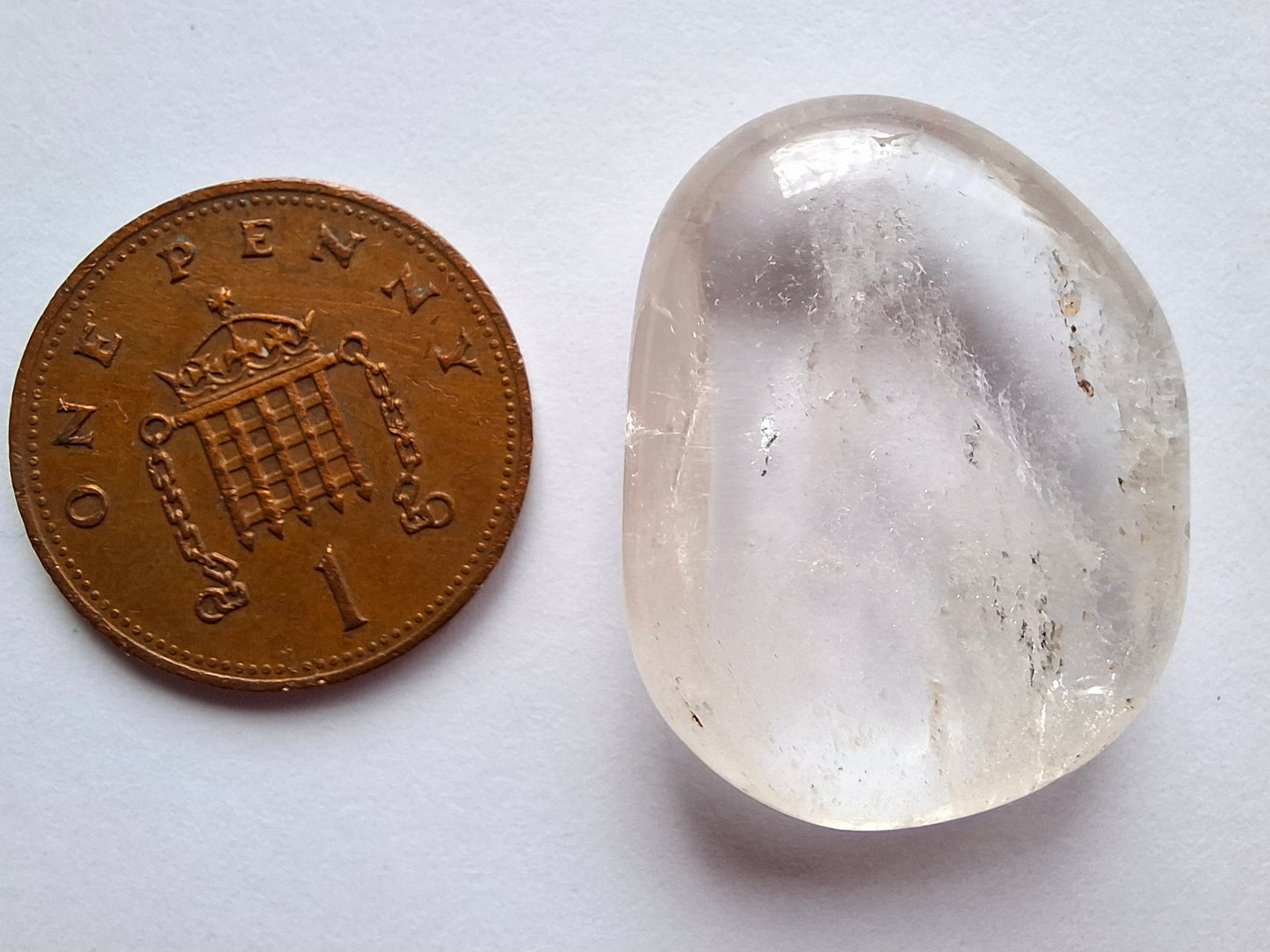 Clear Quartz, Tumble Stone, Crystal (Ref: T31)