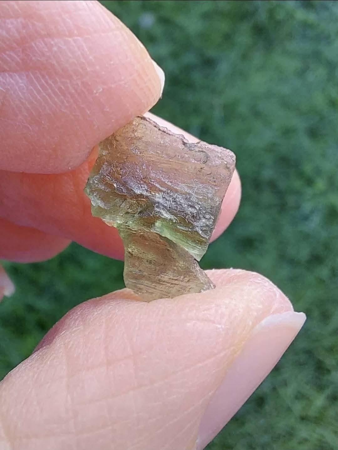Moldavite Piece, 0.58g, Tektite (Ref: 941)