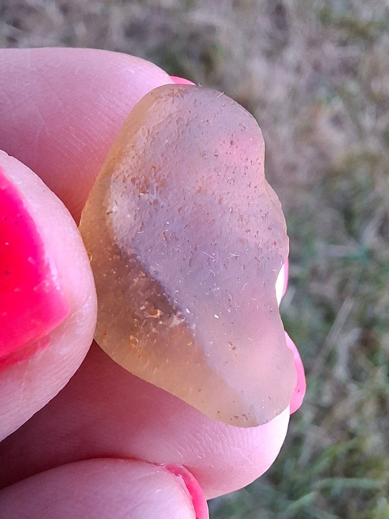 Libyan Desert Glass (darker) Piece, 3.72g, Tektite (Ref: L1378)