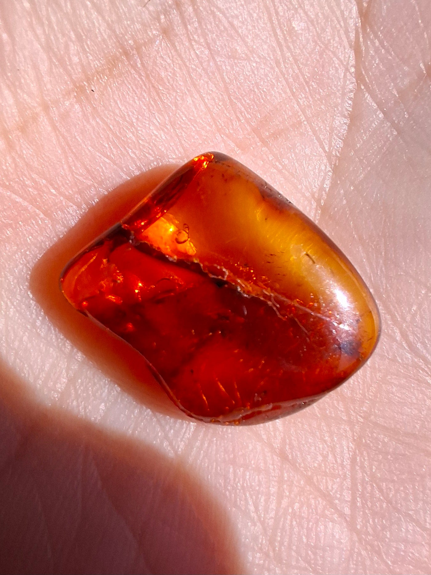 Baltic Amber, 0.94g, Fossil (Ref: A256)