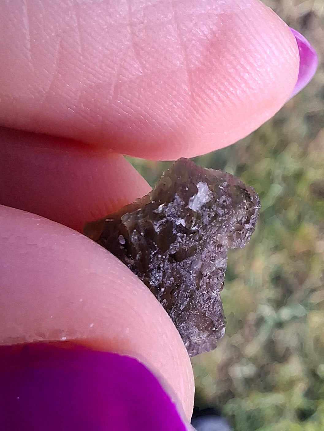 Moldavite Piece, 1.22g, Tektite (Ref: 1464)