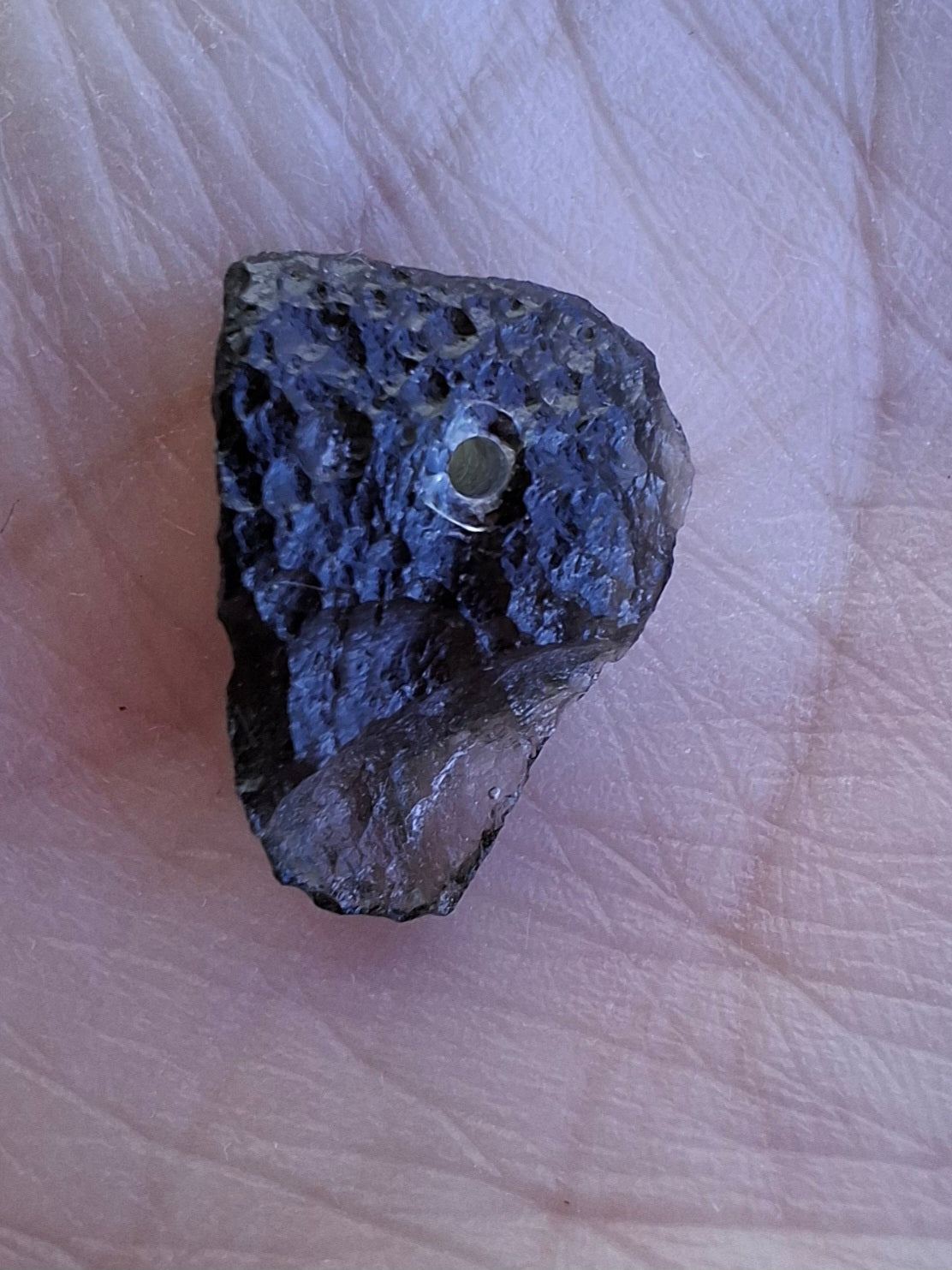 DRILLED, Moldavite Piece, 1.07g, Tektite (Ref: D30)