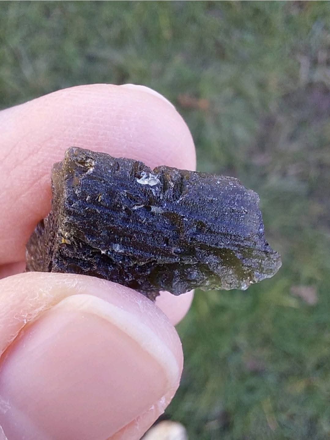 Moldavite Piece, CHLUM, 3.51g, Tektite (Ref: 1053)