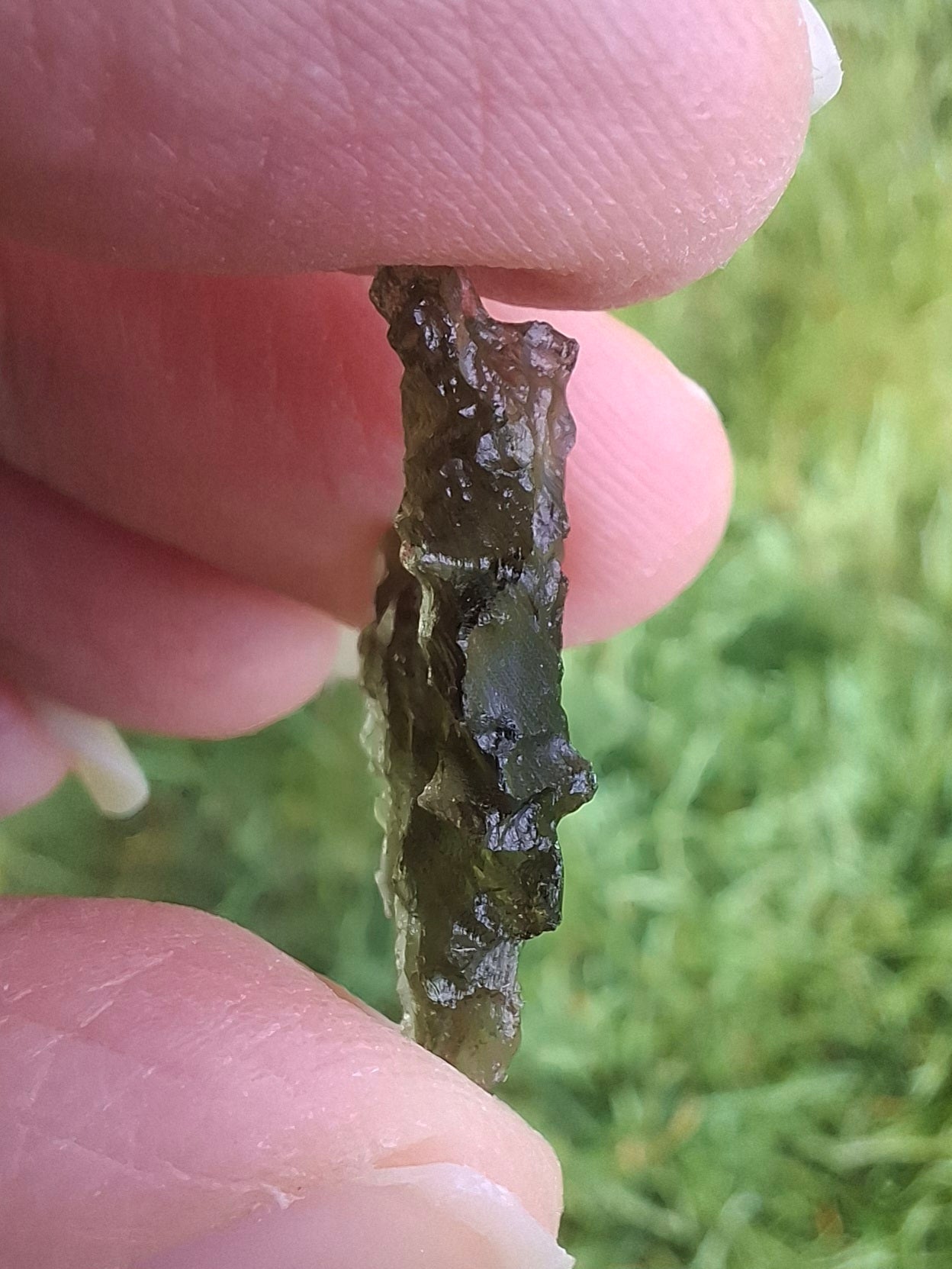 Moldavite Piece, JEZKOVNA BESEDNICE, 1.30g, Tektite (Ref: 1286)
