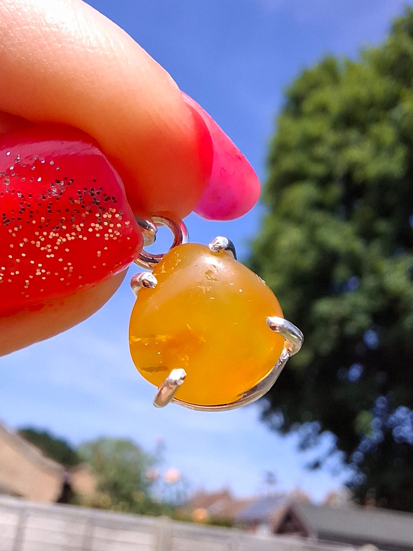 Baltic Amber Pendant, 925 Silver, Fossil (Ref: AP18)