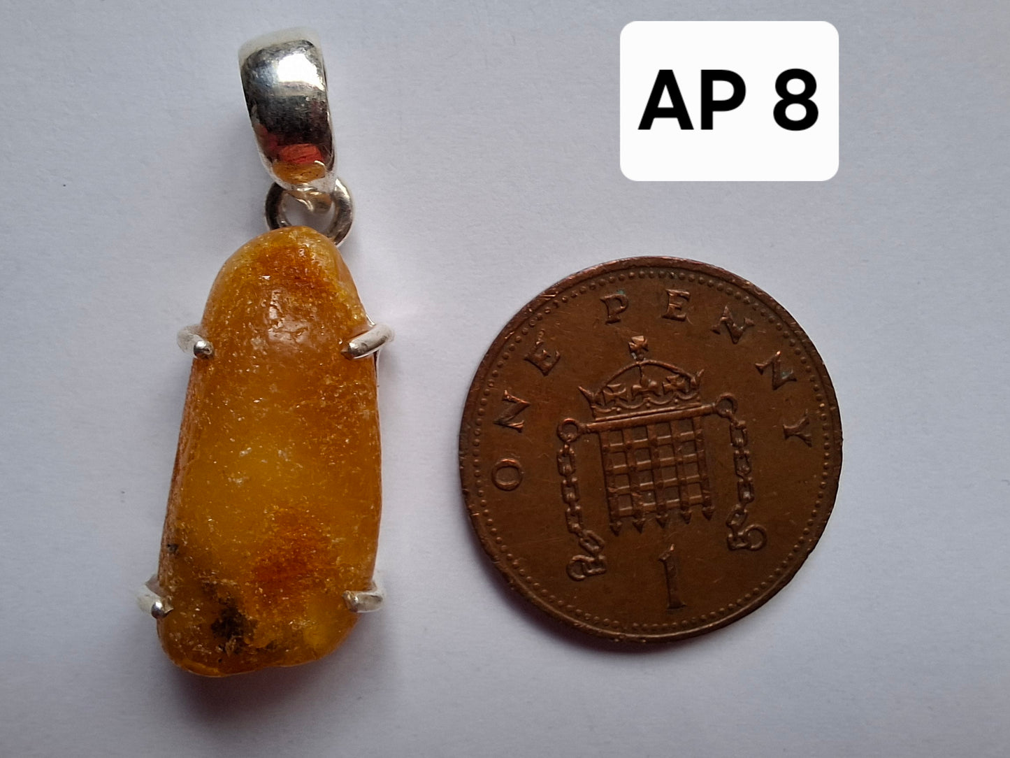 Baltic Amber Pendant, 925 Silver, Fossil (Ref: AP8)