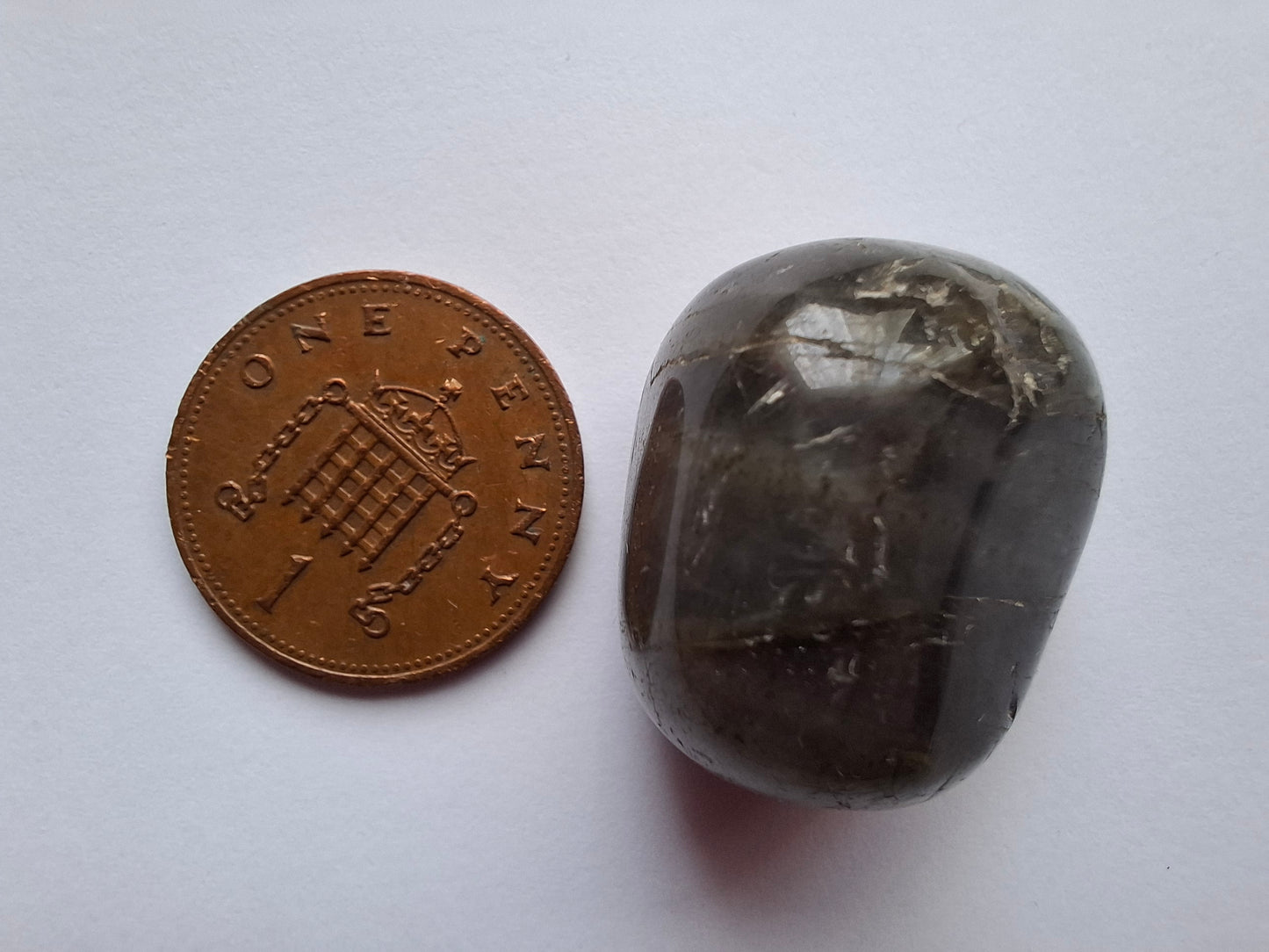 Labradorite, Tumble Stone, Crystal (Ref: T209)