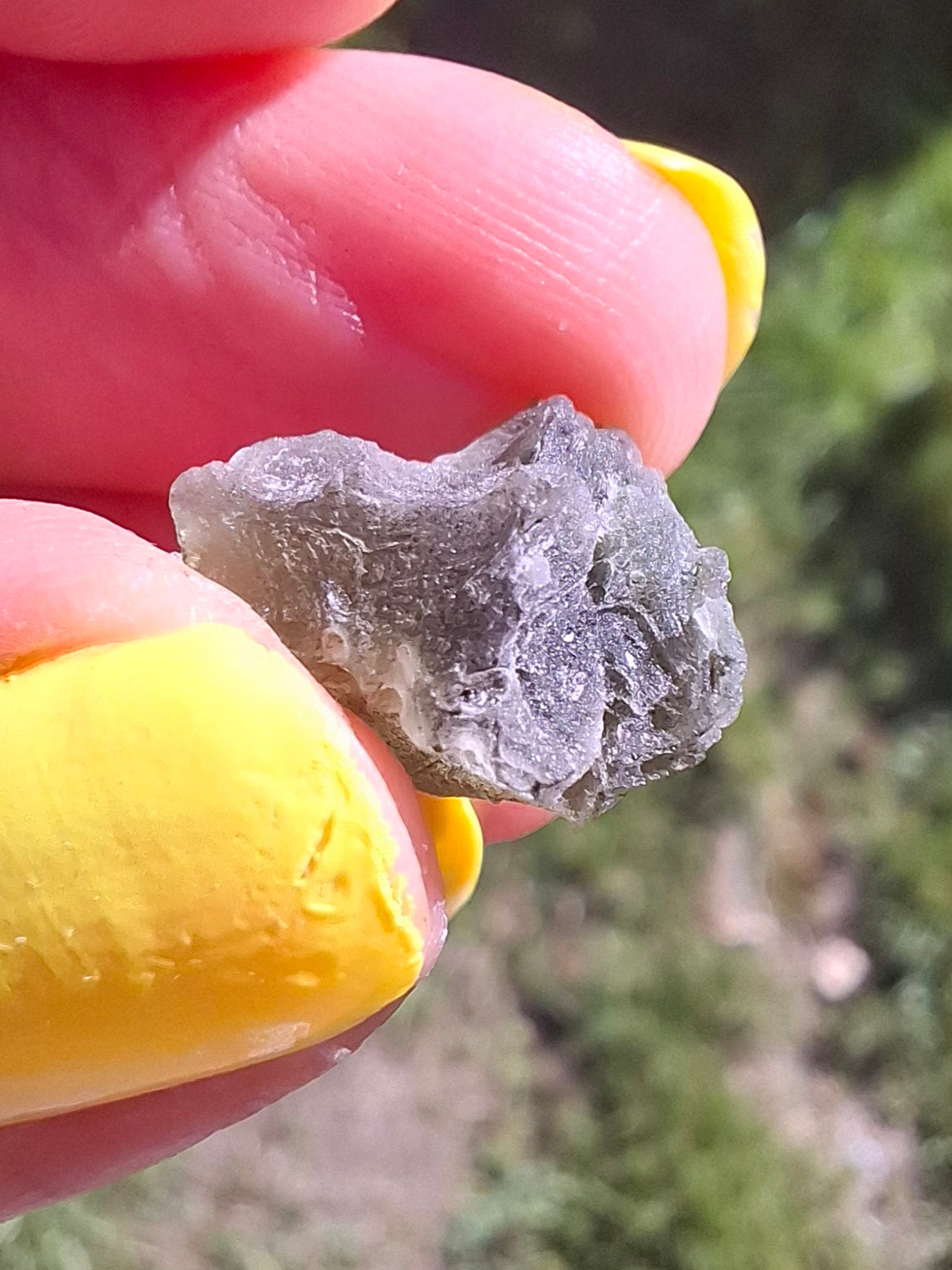 Moldavite Piece, 1.74g, Tektite (Ref: 1513)