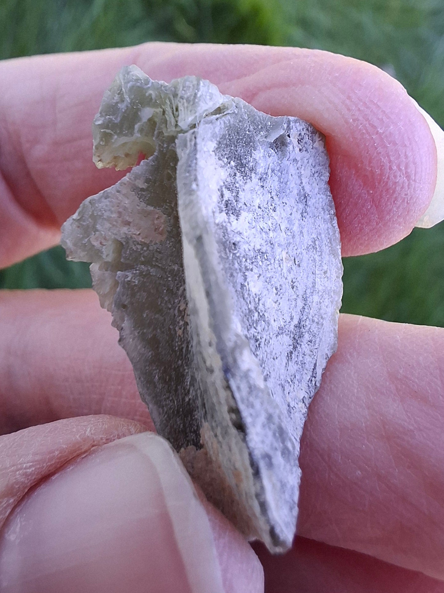 Moldavite Piece, SNOWFLAKE, FROSTED, BARTOCHOV, 3.47g, Tektite (Ref: 1368)