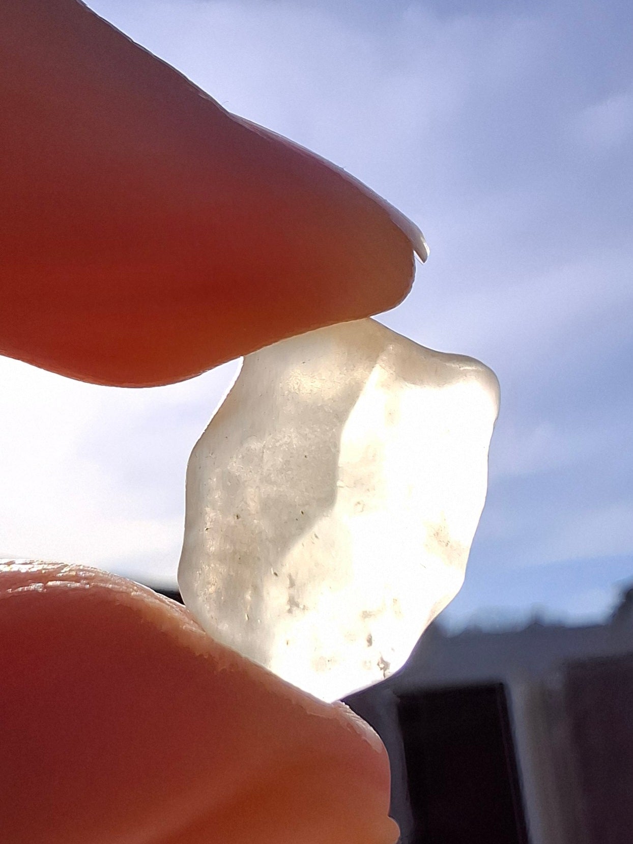 Libyan Desert Glass small Piece, 1.55g, Tektite (Ref: L1347)