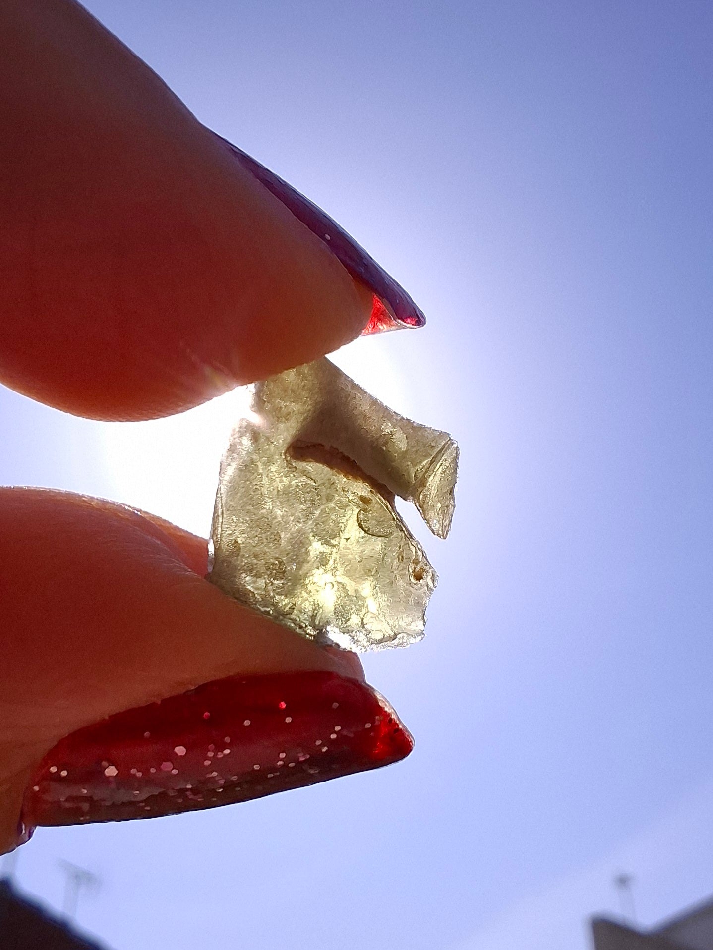 Moldavite Piece, 0.68g, Tektite (Ref: 1481)