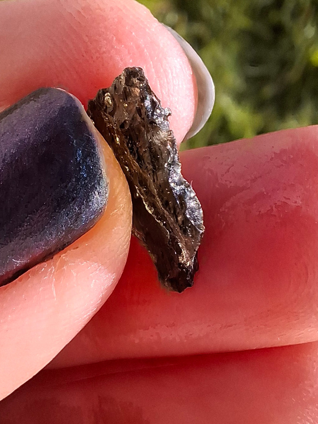 Moldavite Piece, 0.65g, Tektite (Ref: 1382)