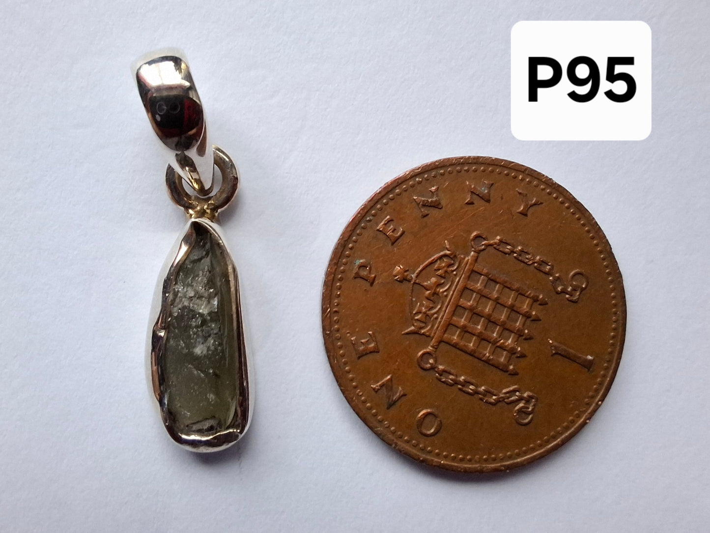 Moldavite Pendant, 925 Silver, Tektite (Ref: P95)